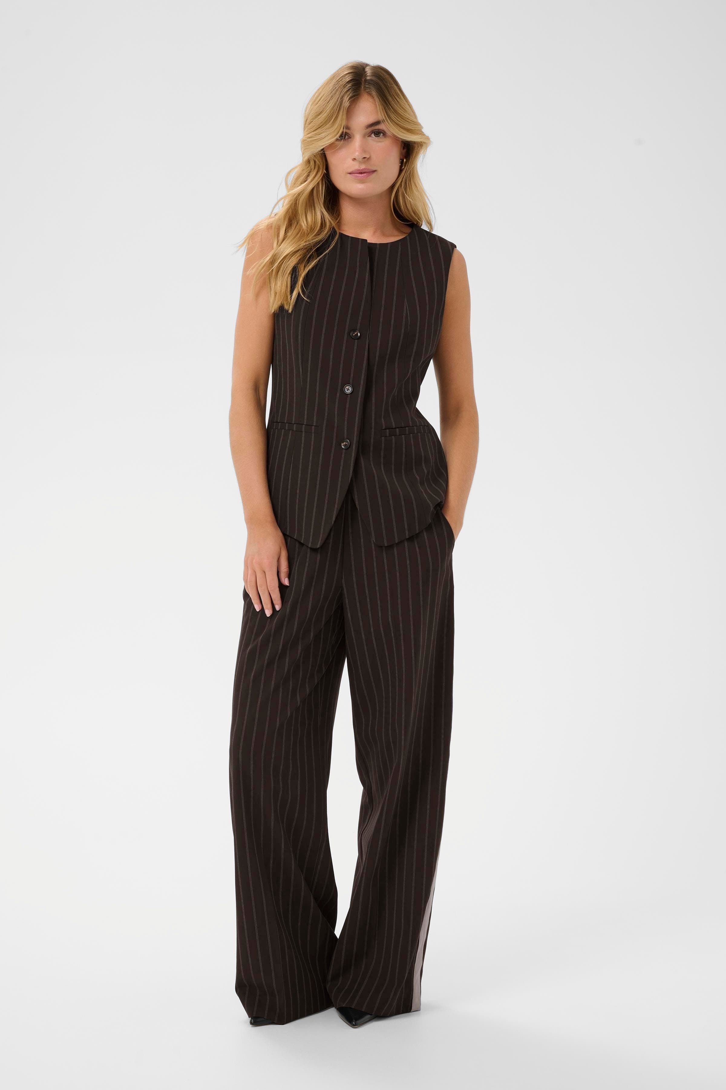 PanteleaSZ Waistcoat LOOKBOOK FRONT 30514942-191106