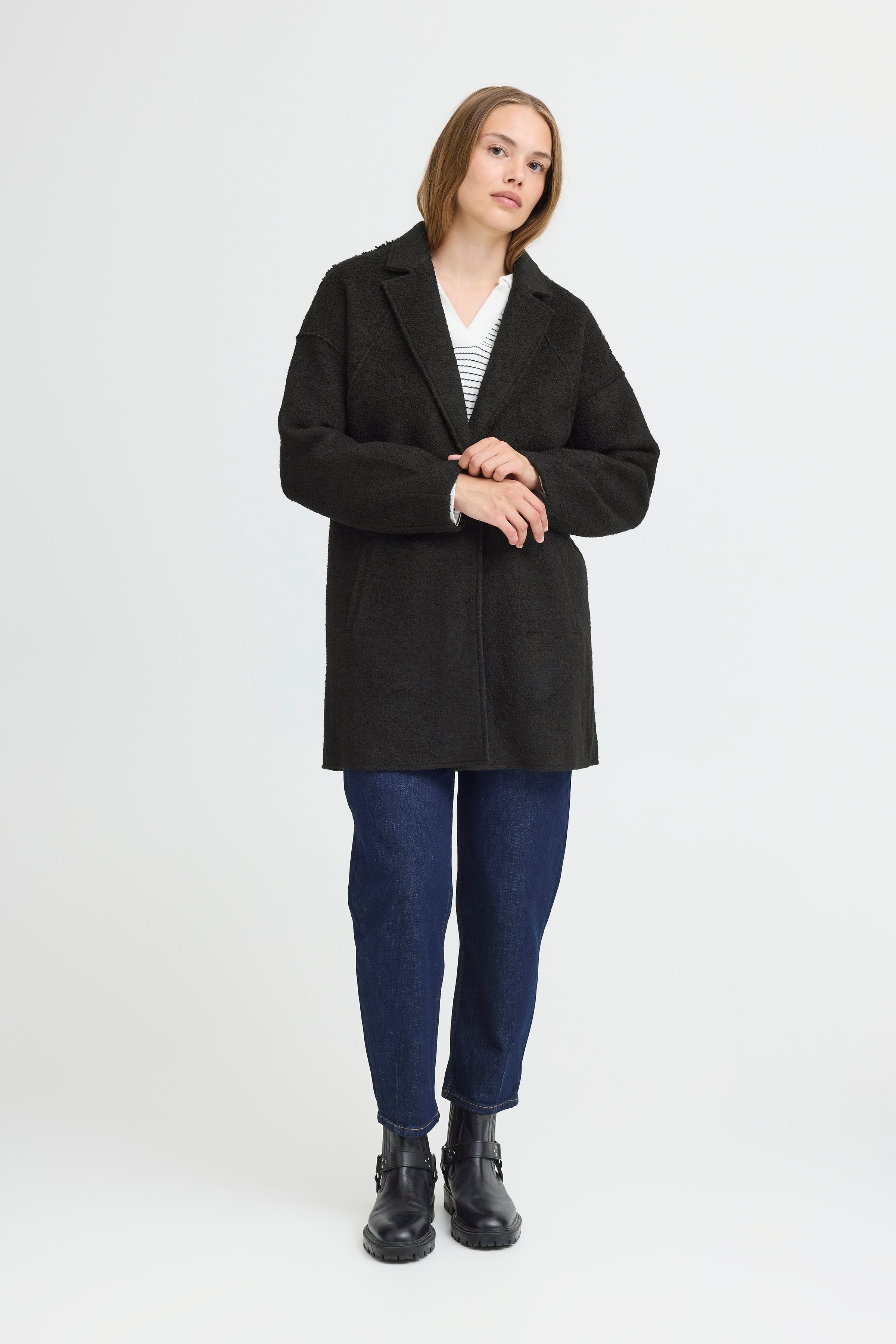 PZLULA Jas LOOKBOOK FRONT 50209165-193911