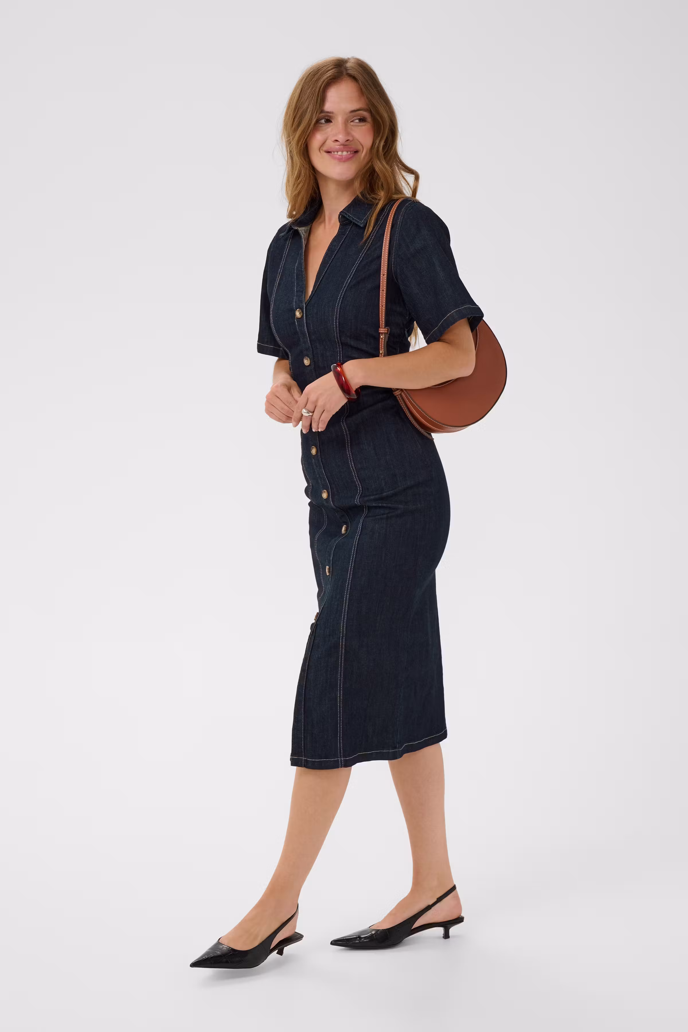 KAmolly Dress LOOKBOOK FRONT 10512102-102990