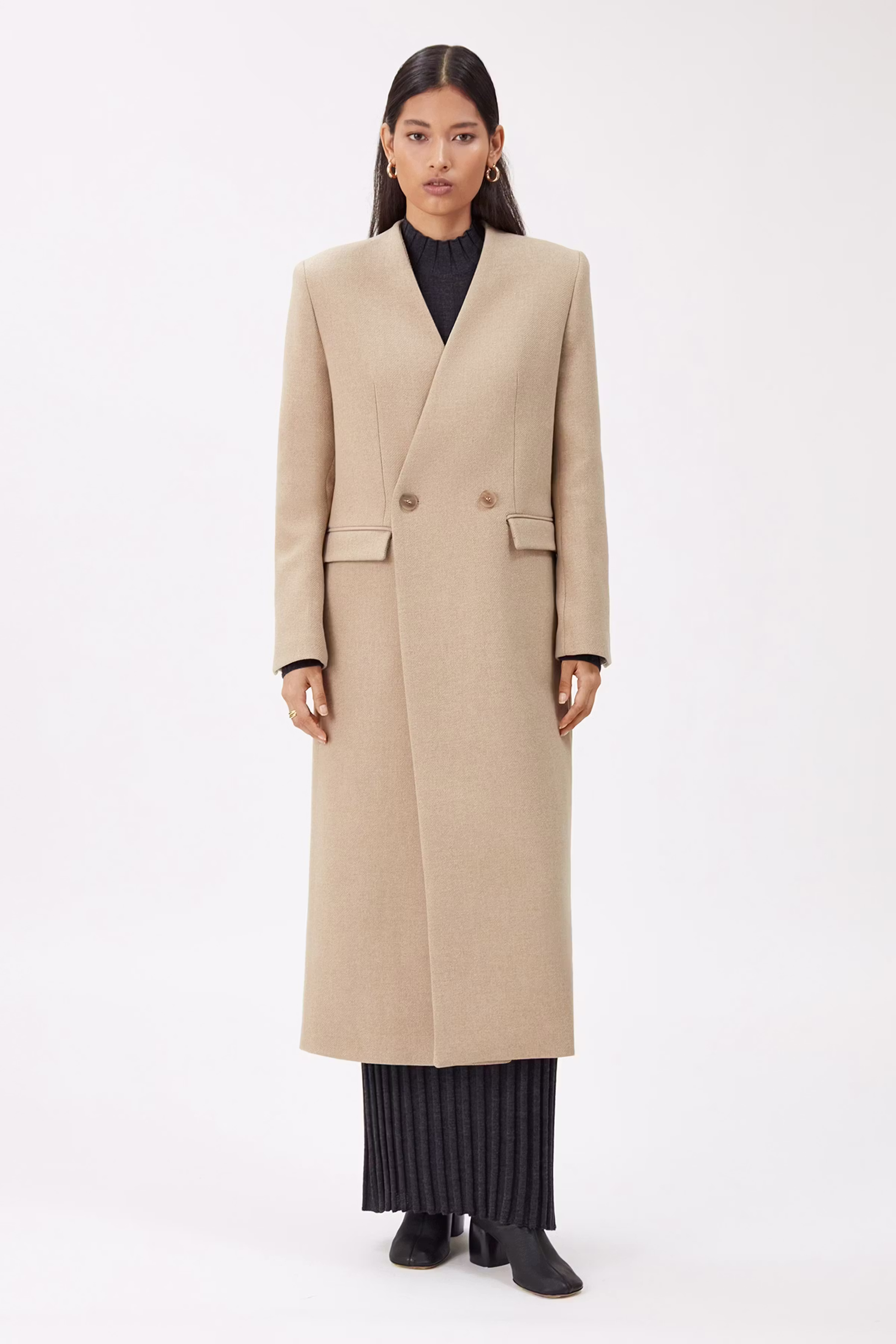 IOCAPRI Mantel LOOKBOOK FRONT 30600291-BE444