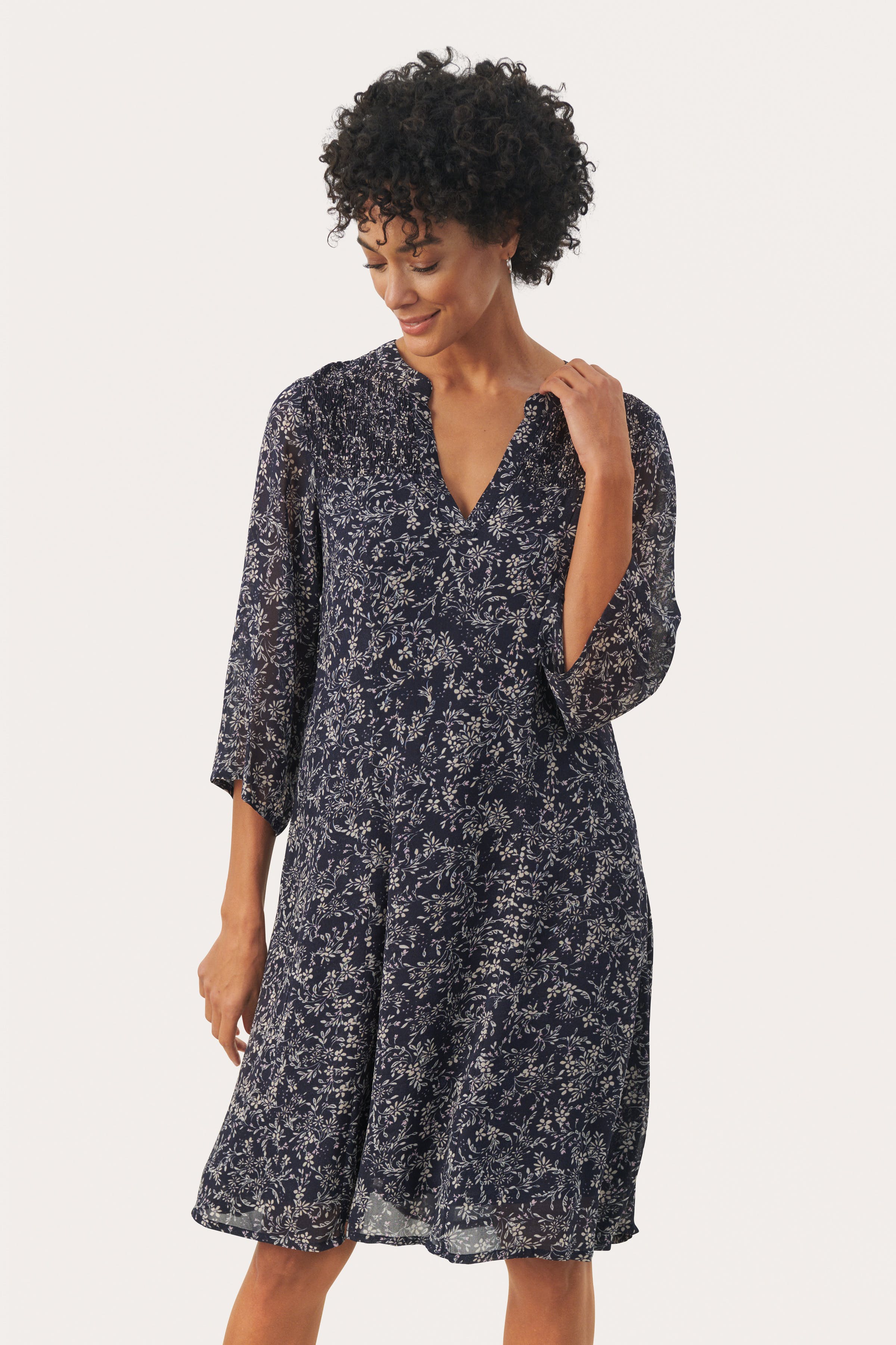 ElkaPW Dress LOOKBOOK FRONT 30308413-302739