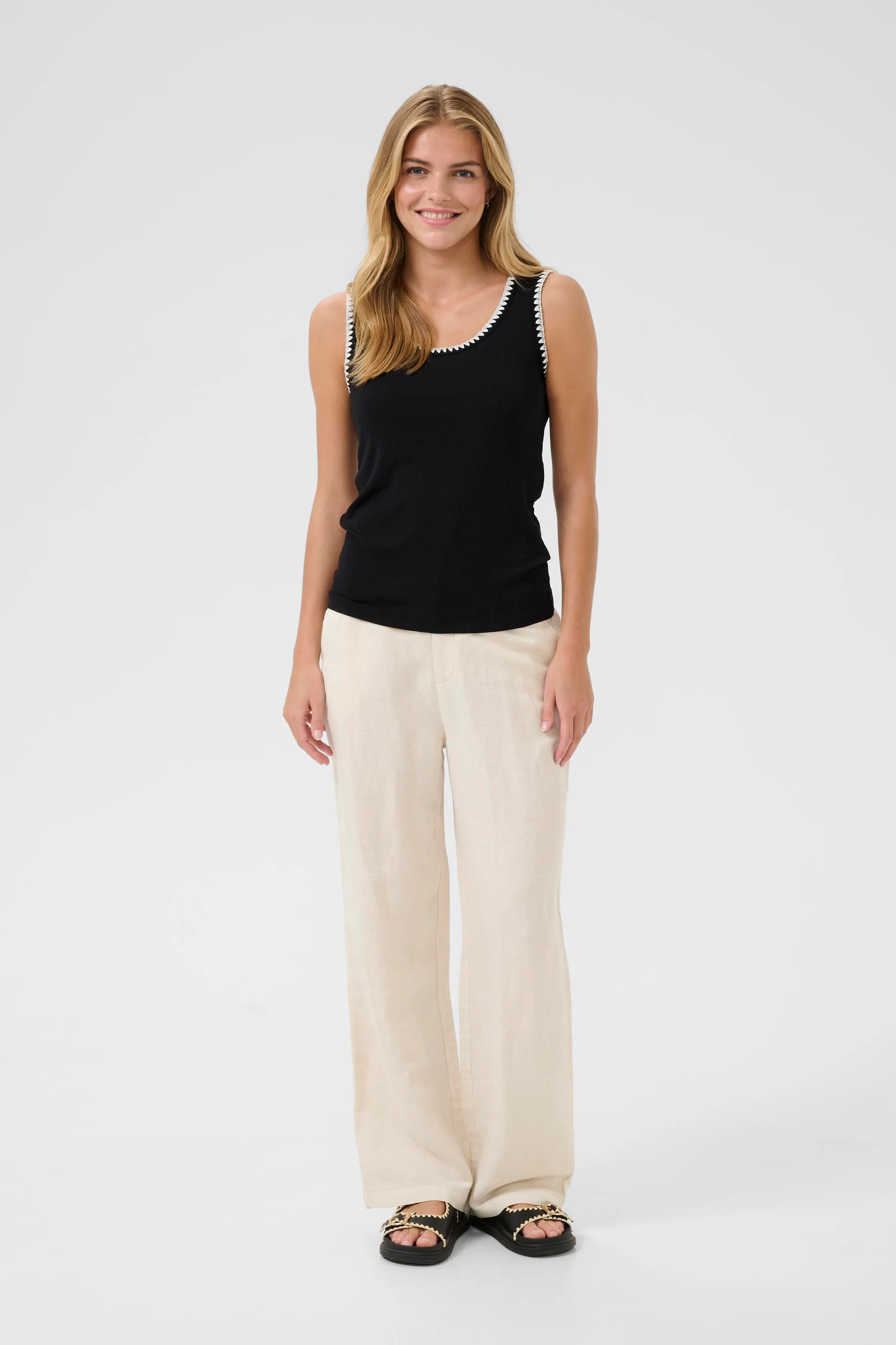 CRRibba Top LOOKBOOK FRONT 10613743-100120