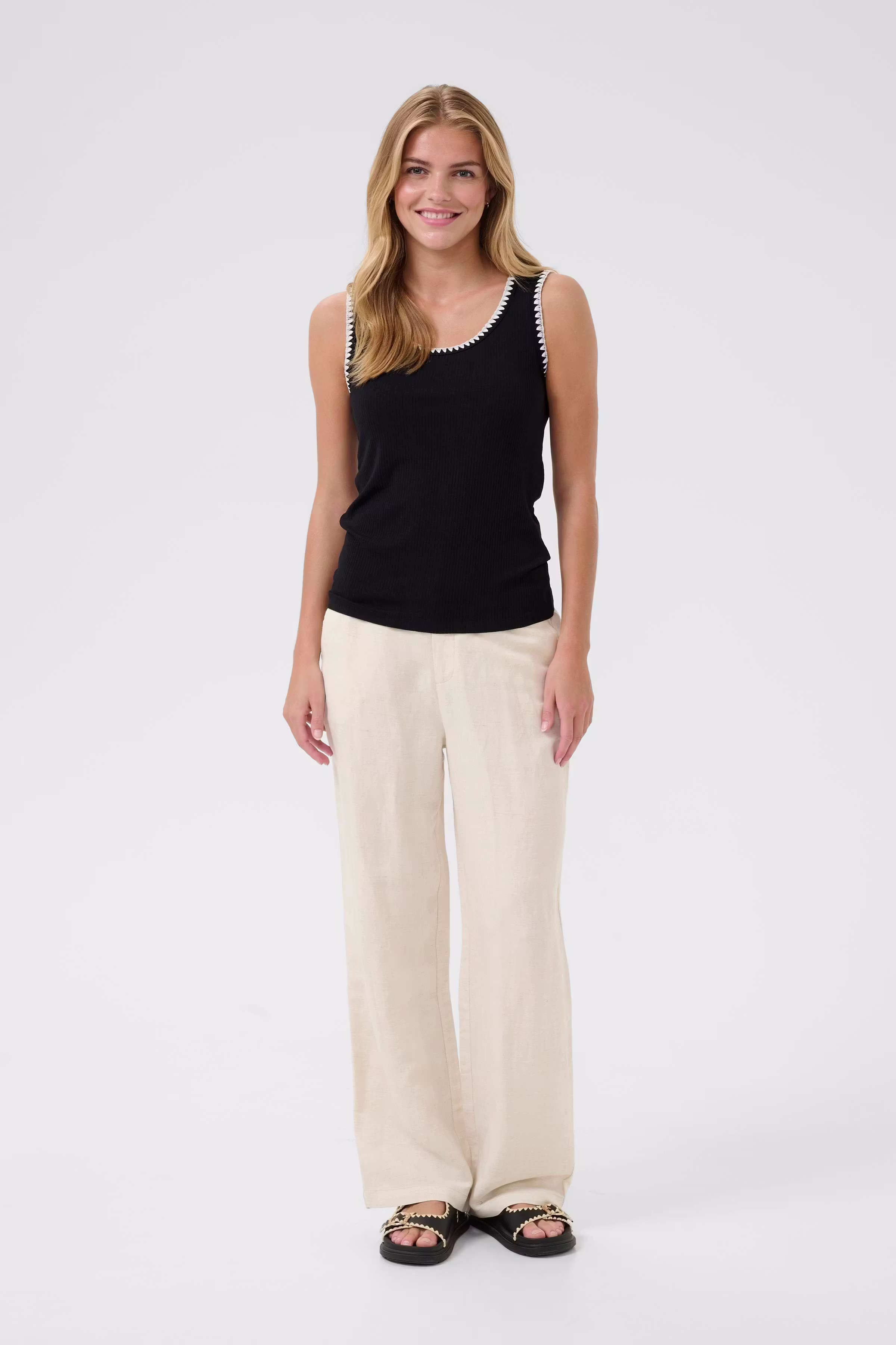 CRRibba Top LOOKBOOK FRONT 10613743-100120