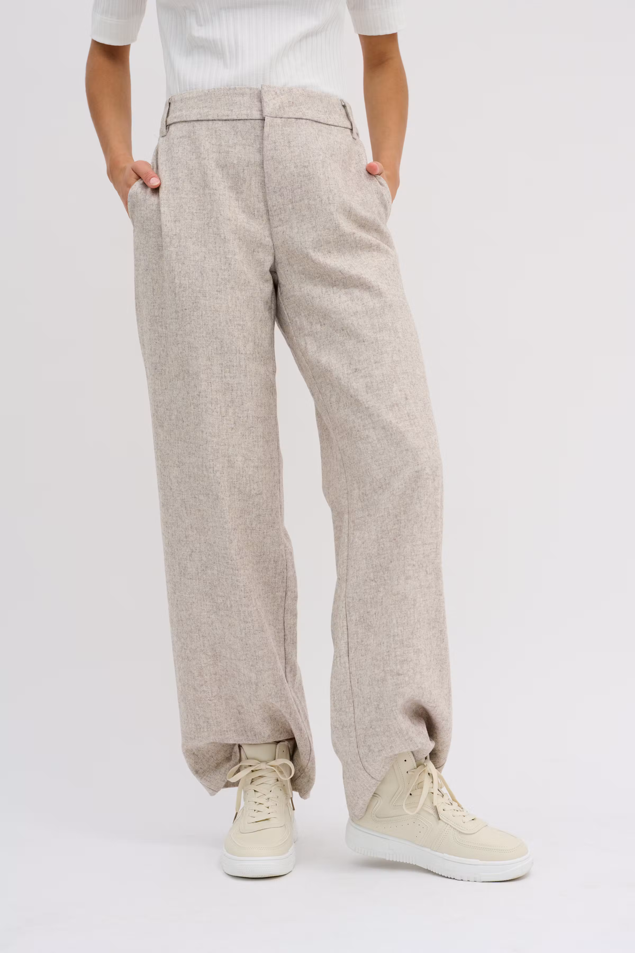 LukasMW Bukser LOOKBOOK FRONT 10704180-103563