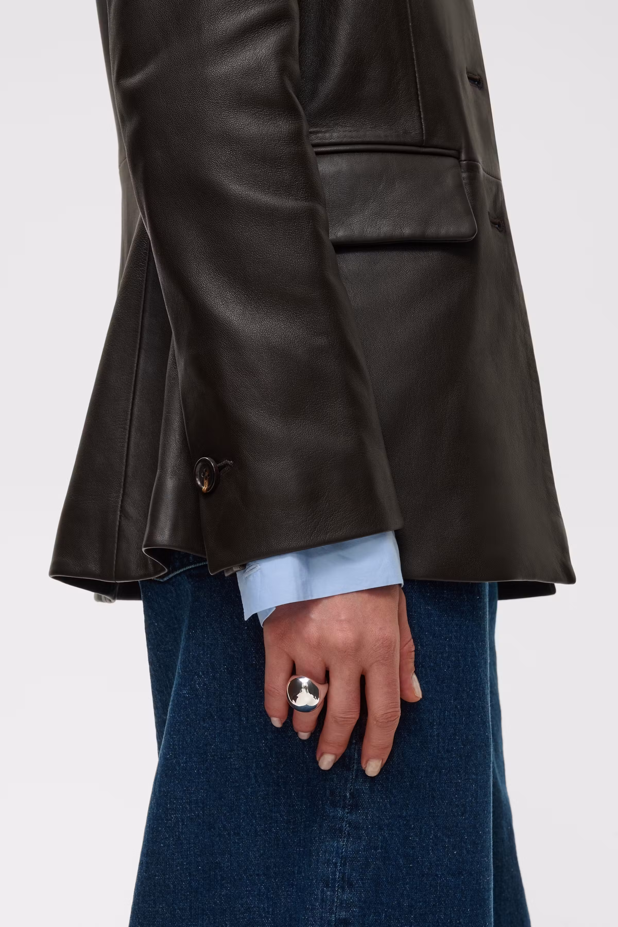 IOLiza Outerwear LOOKBOOK DETAIL 30600111-BR289