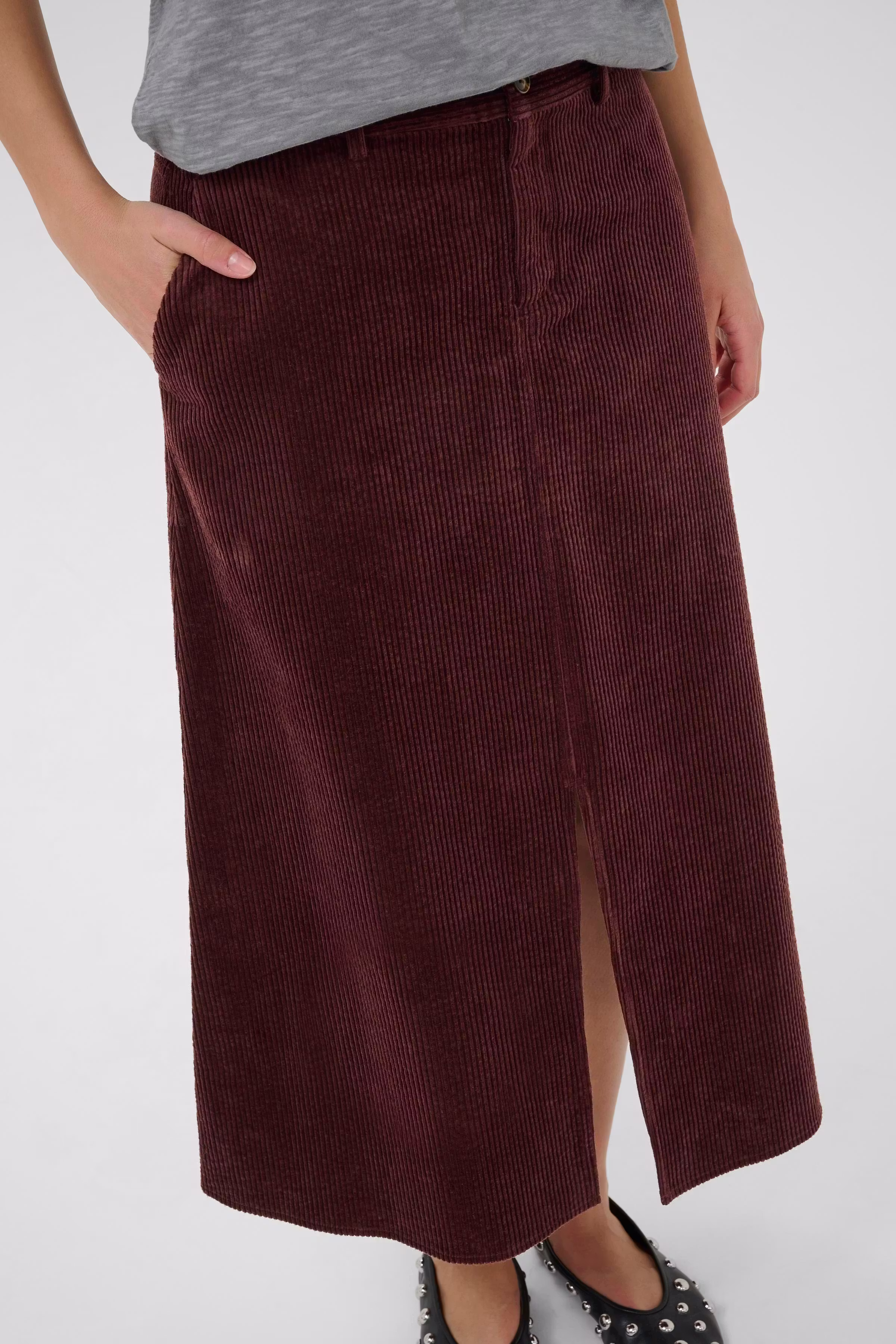 CUklay Fløjlsnederdel LOOKBOOK DETAIL 50111039-191317