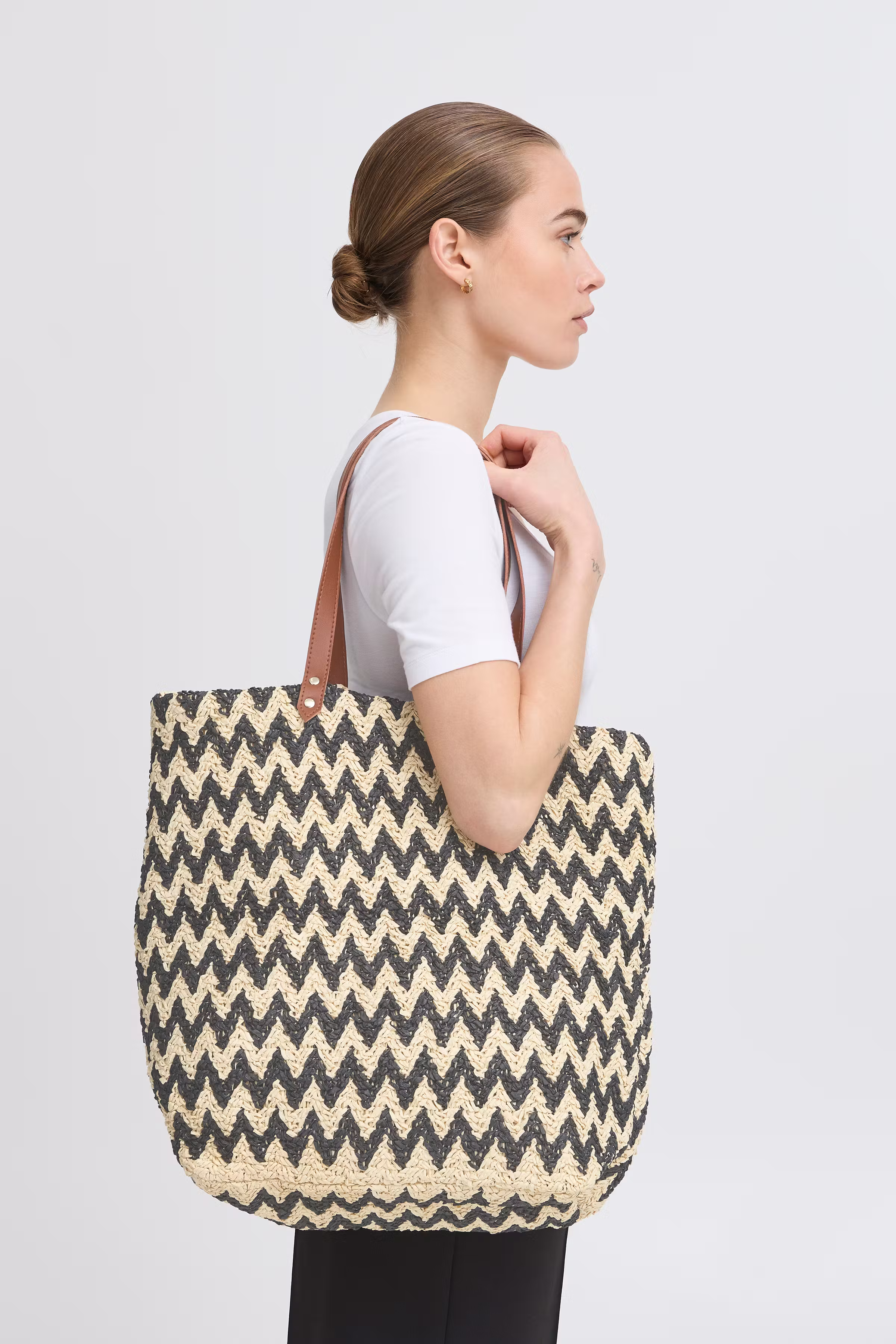 IAVERADIS Veske LOOKBOOK DETAIL 20123185-194008