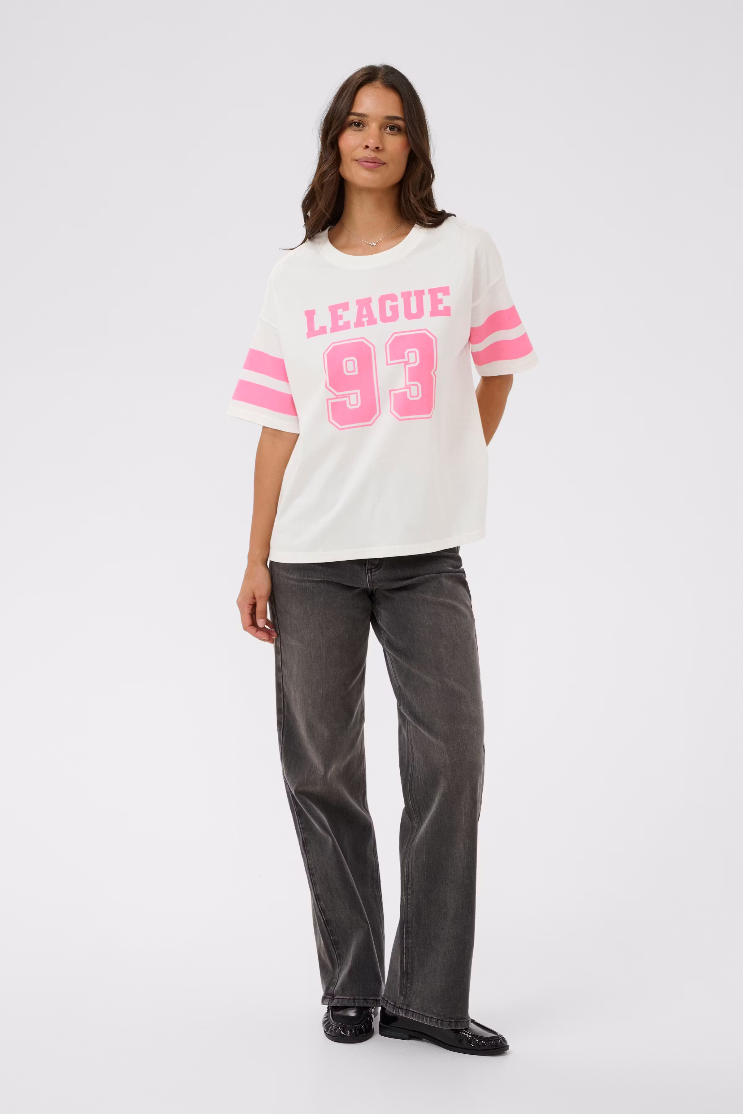 KAhally T-shirt LOOKBOOK FRONT 10511173-109380