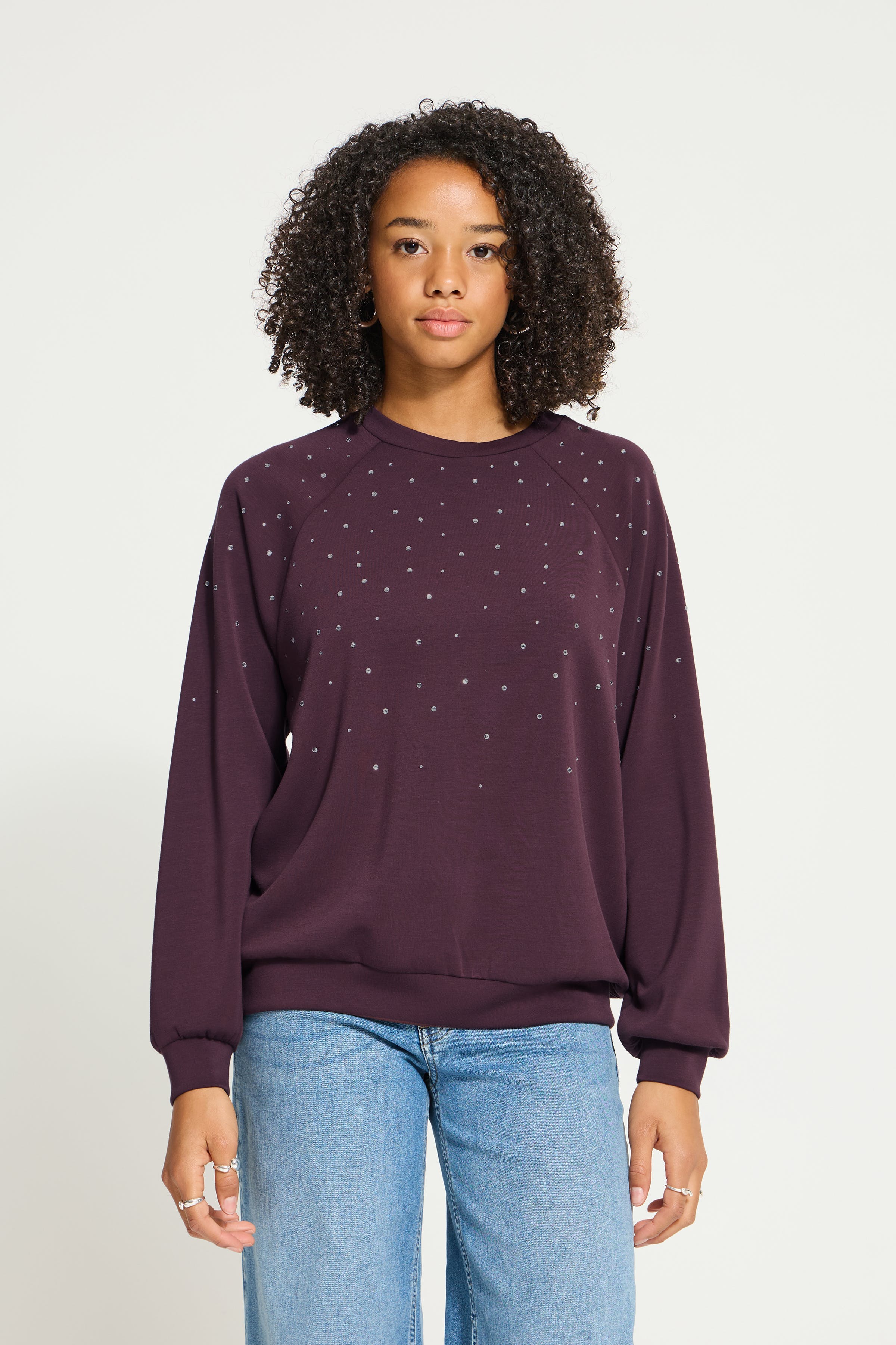IHAMIAS Sweatshirt LOOKBOOK FRONT 20127122-191619