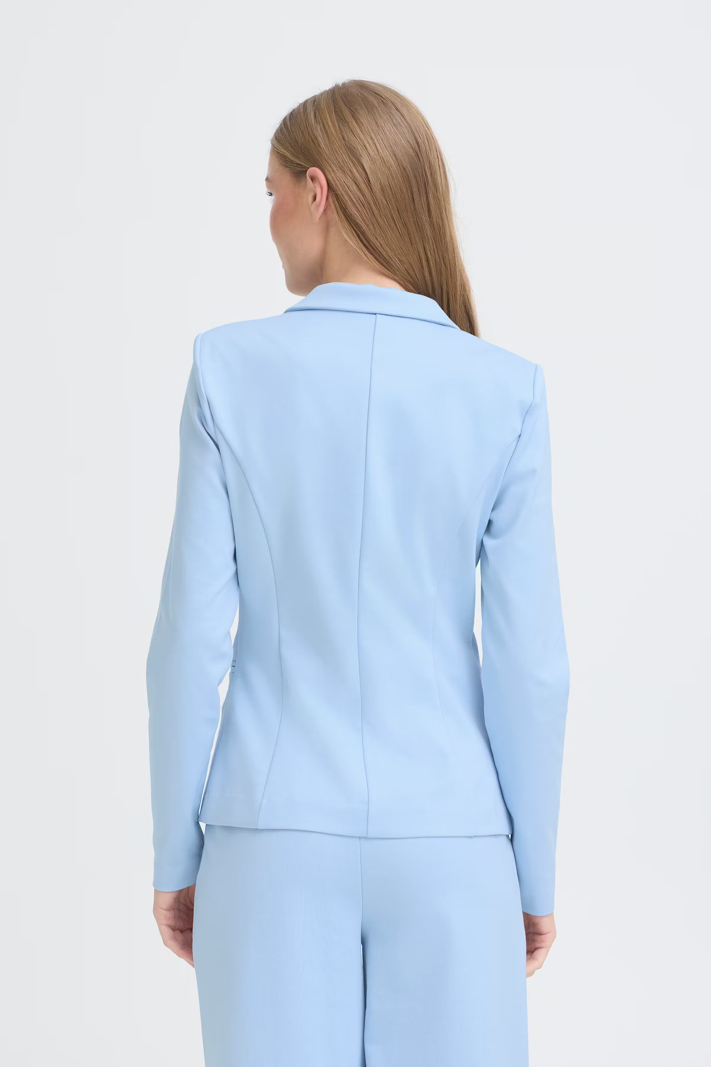 IHKATE Blazer LOOKBOOK BACK 20101801-144214