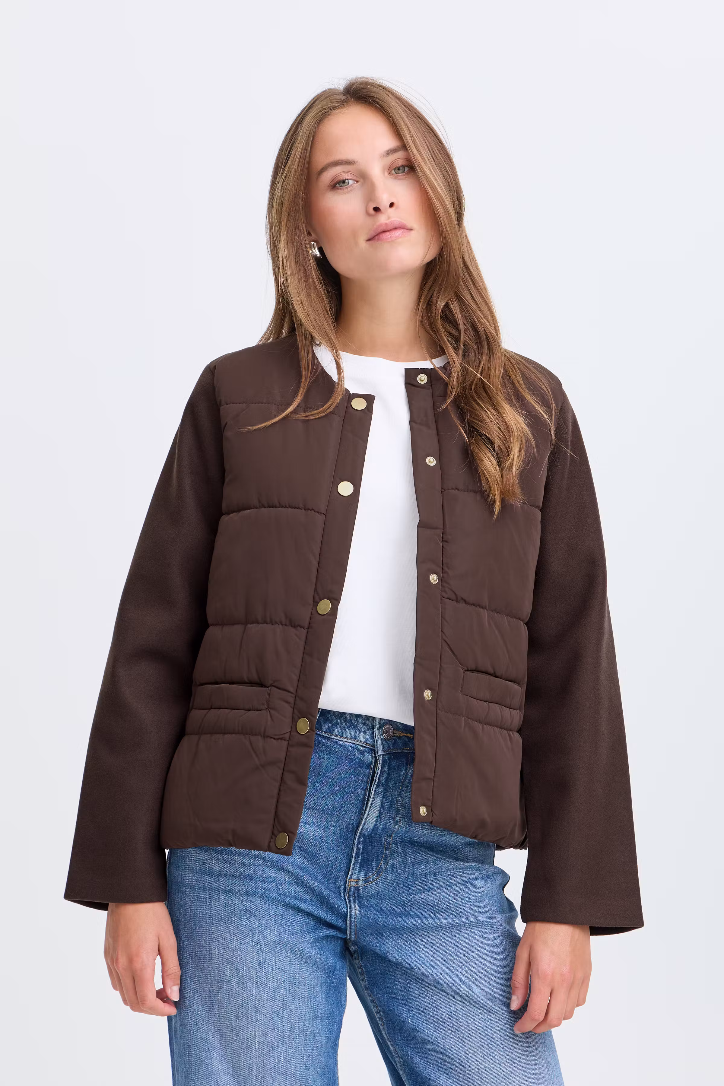 BYBELLINI Yttertøy LOOKBOOK FRONT 20819131-191016
