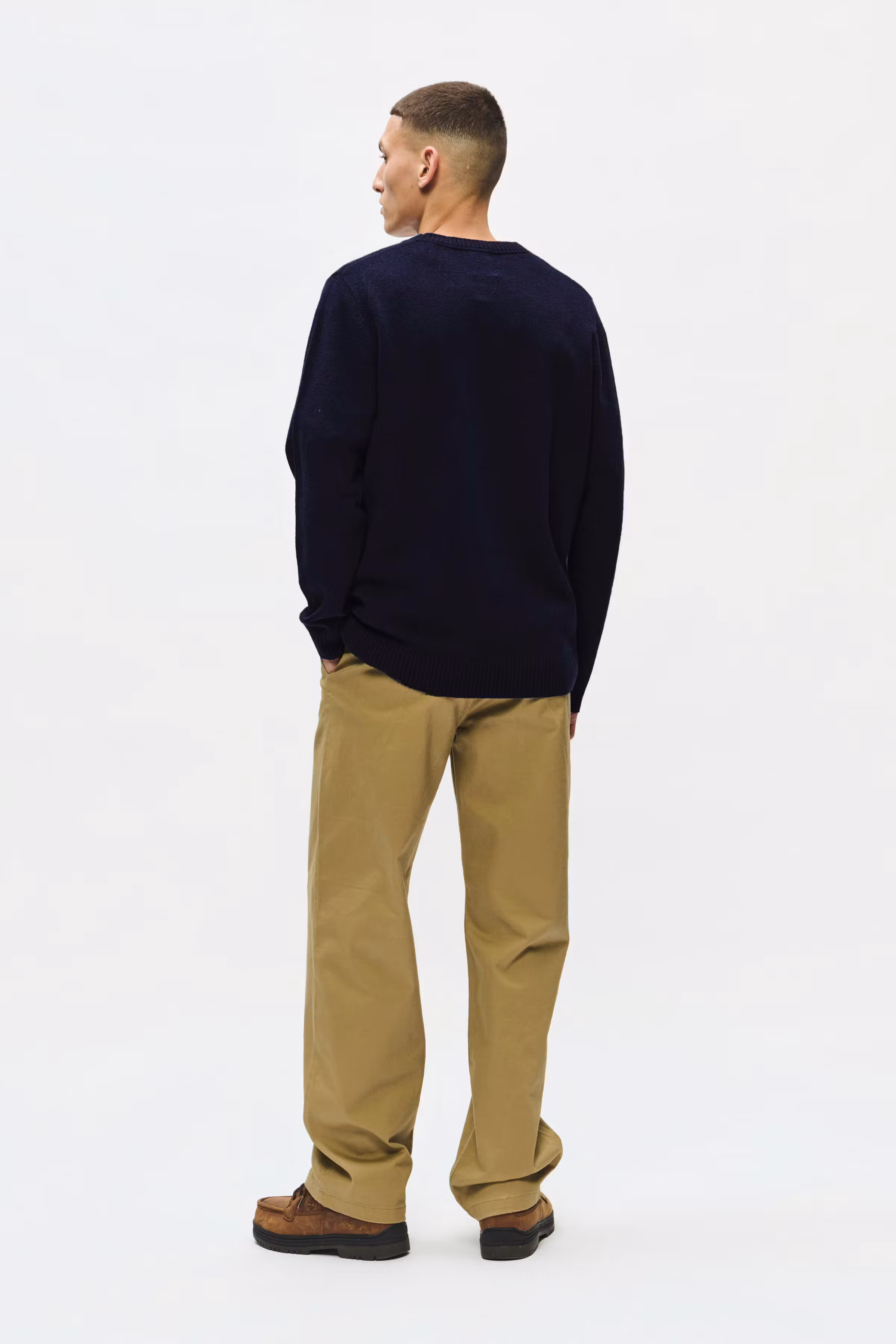 WWTay Lambswool Pullover LOOKBOOK BACK 30251382-194011