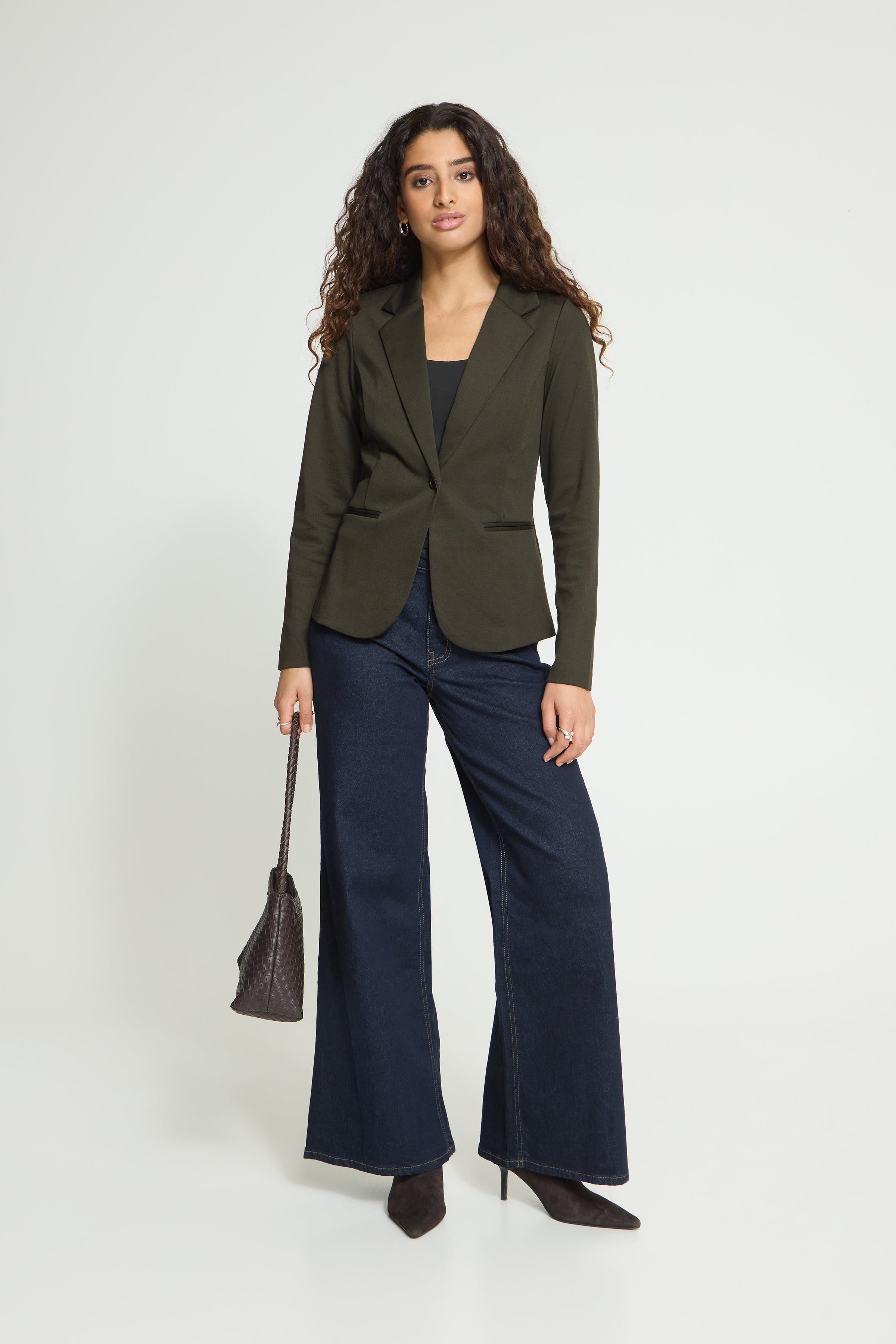 IHKATE Blazer LOOKBOOK FRONT 20101801-190509