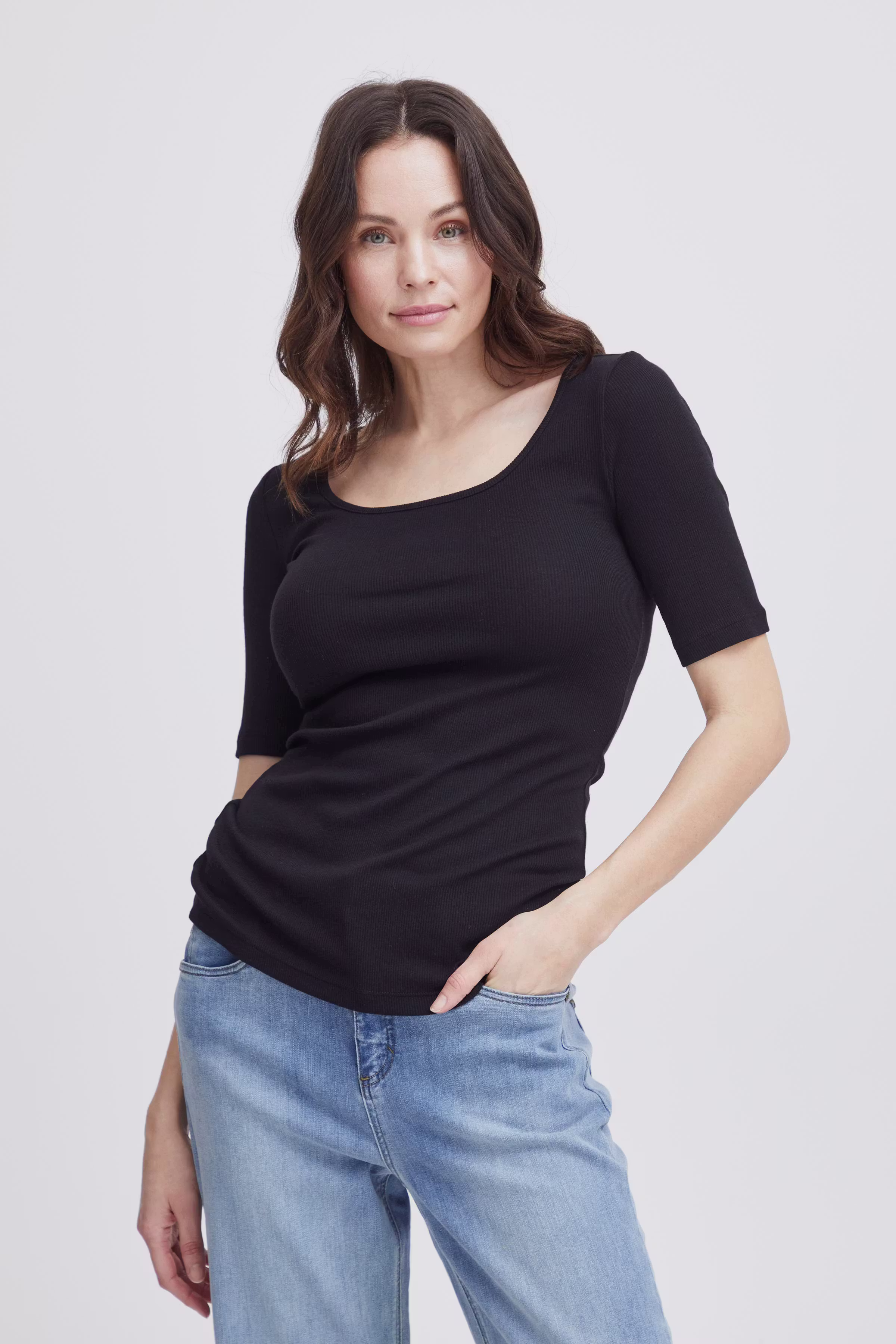 FRHIZAMOND T-shirt LOOKBOOK FRONT 20613765-200113
