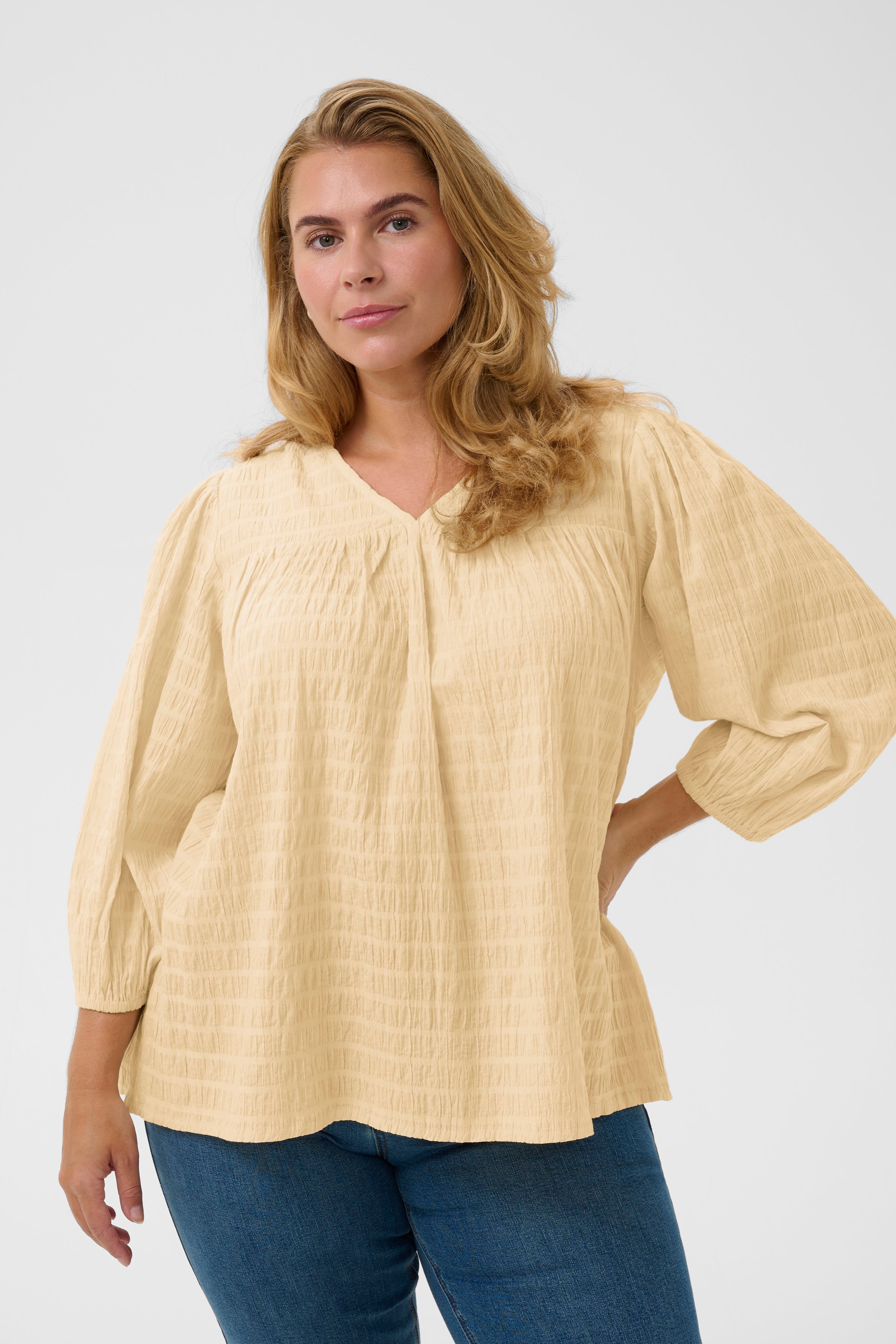 KCmaisie Blouse LOOKBOOK FRONT 10584303-130822
