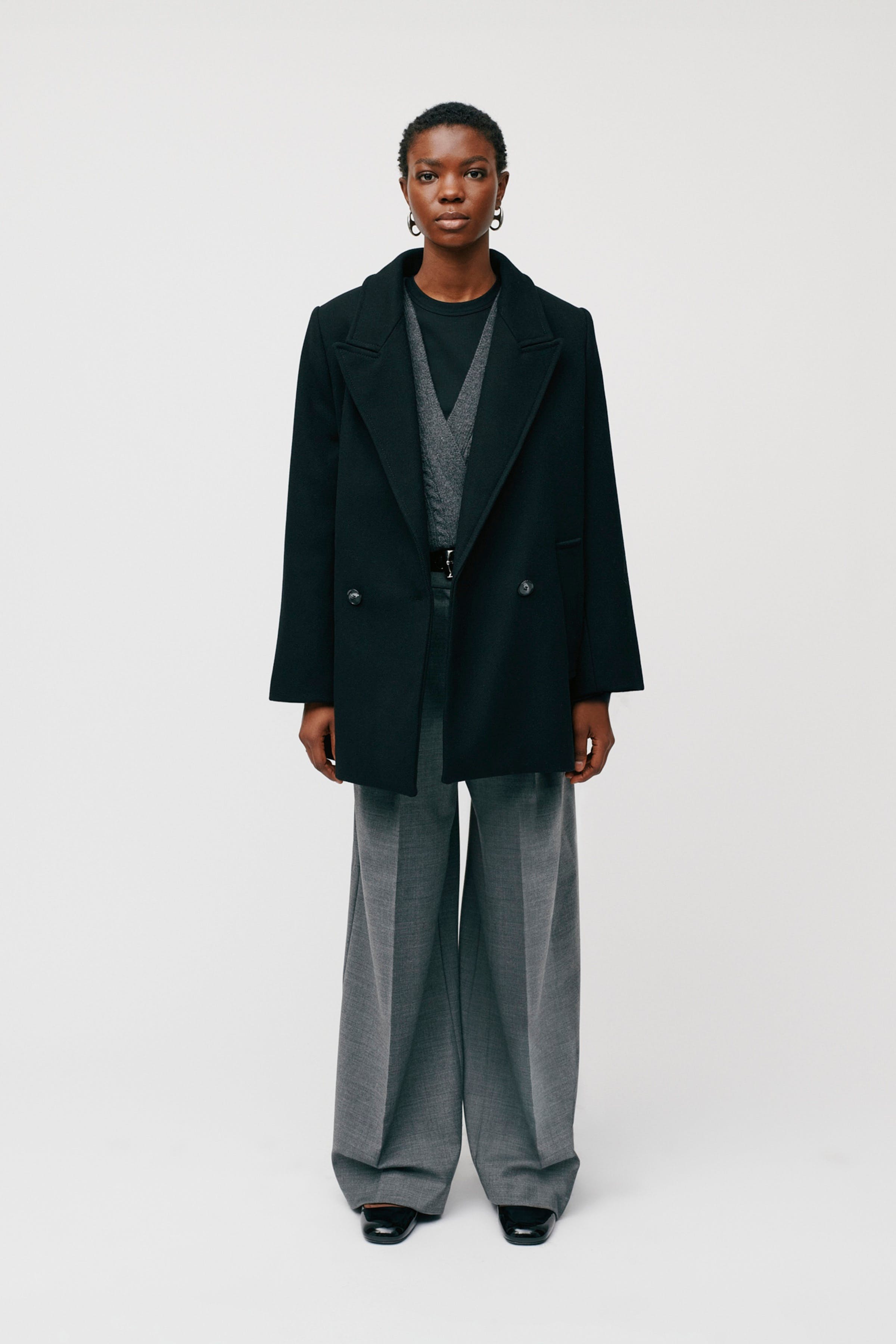 JENNA Mantel LOOKBOOK FRONT 30600418-BK999