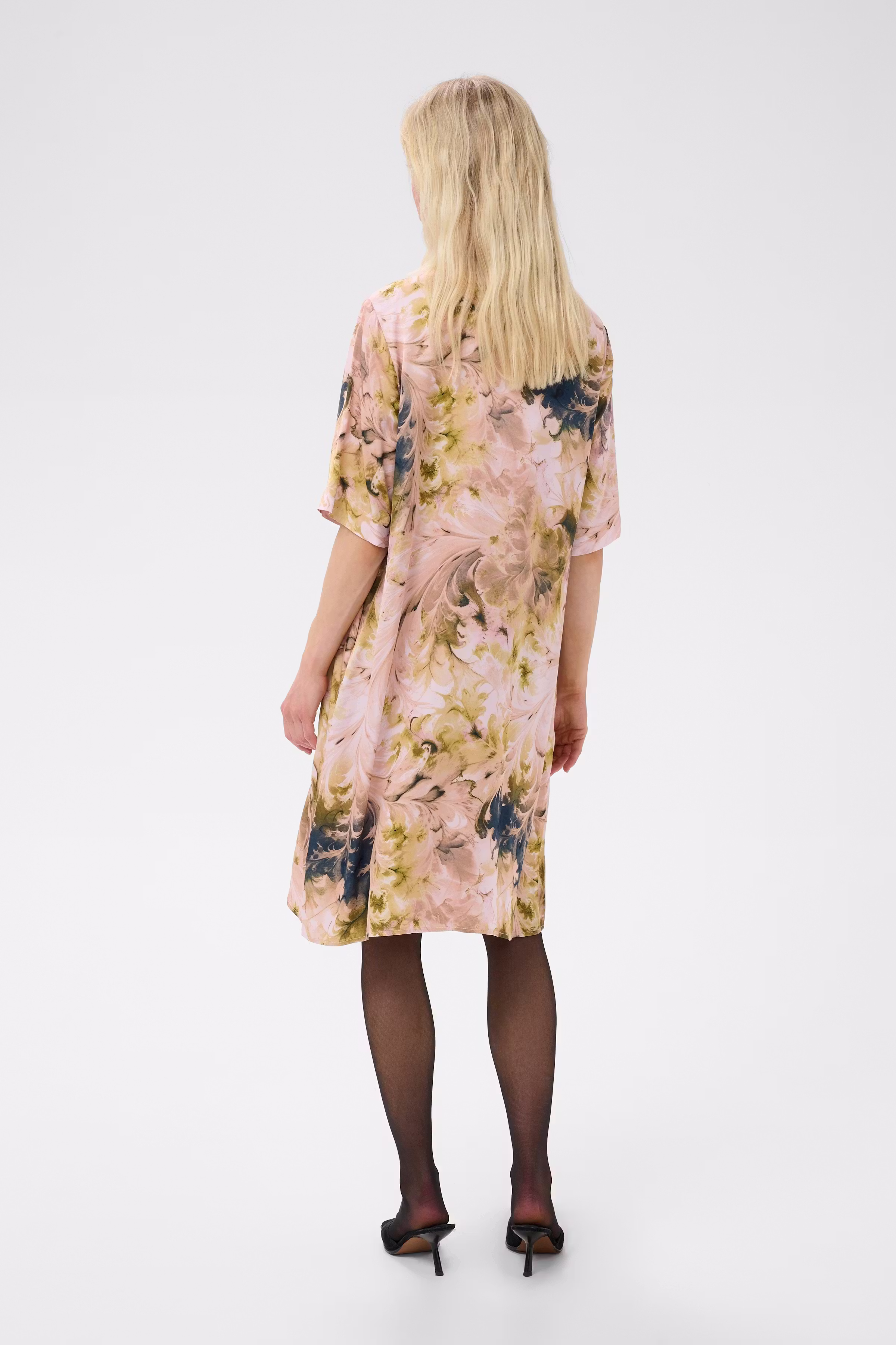 CUandora Kleid LOOKBOOK BACK 50113263-109586