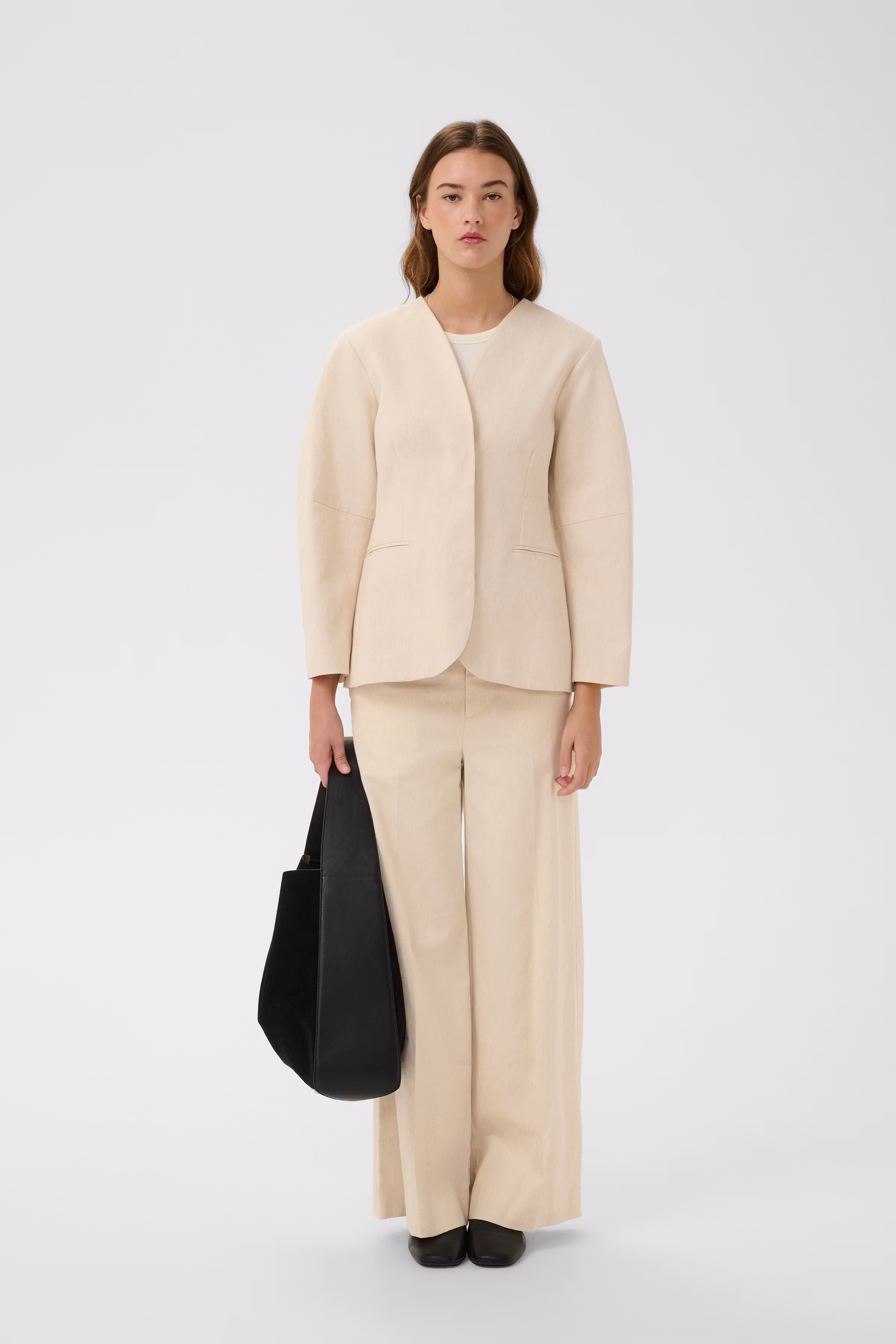 VEETAIW Bukser LOOKBOOK FRONT 30112478-300597