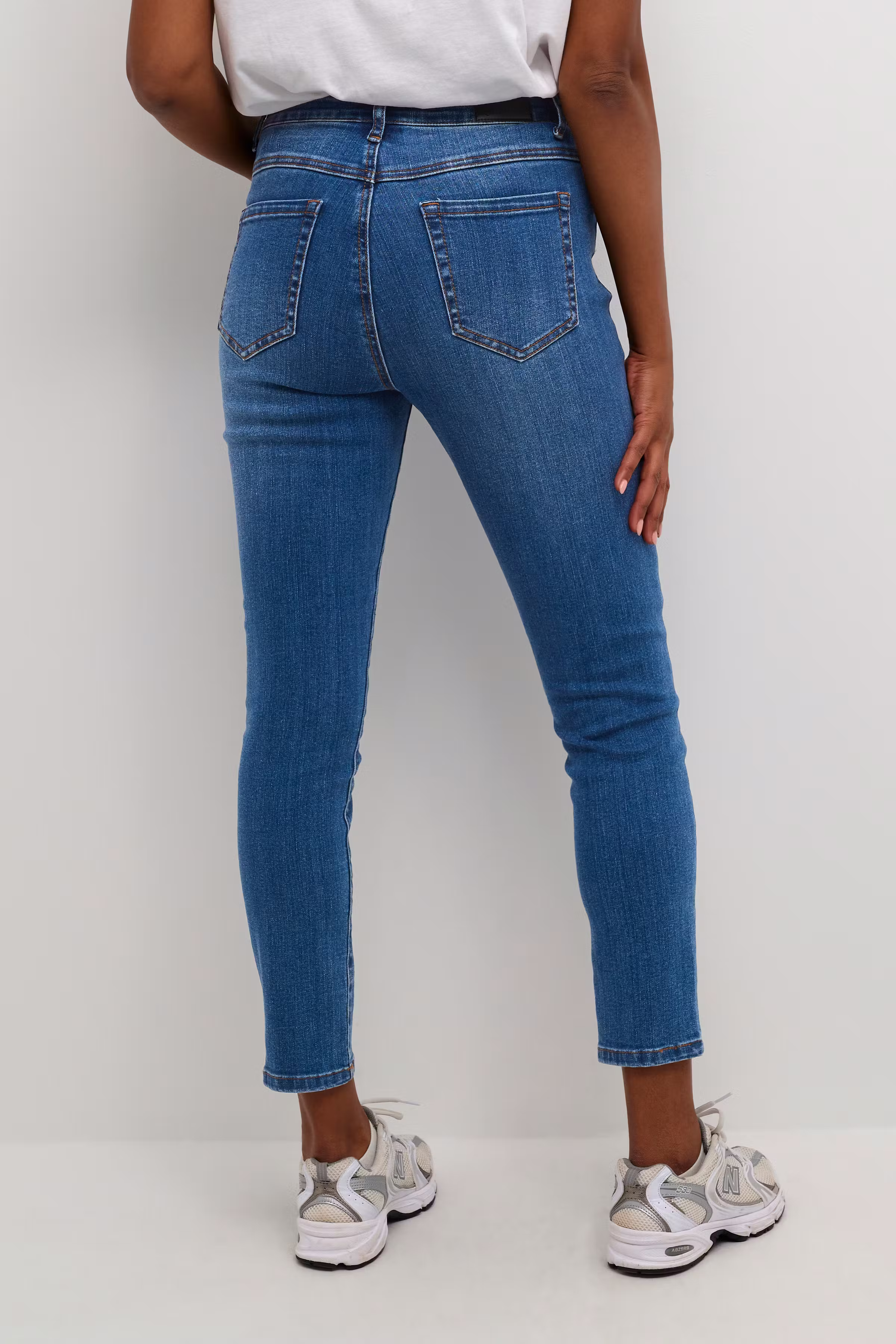 KAsinem Cropped Jeans  LOOKBOOK BACK 10506130-102272