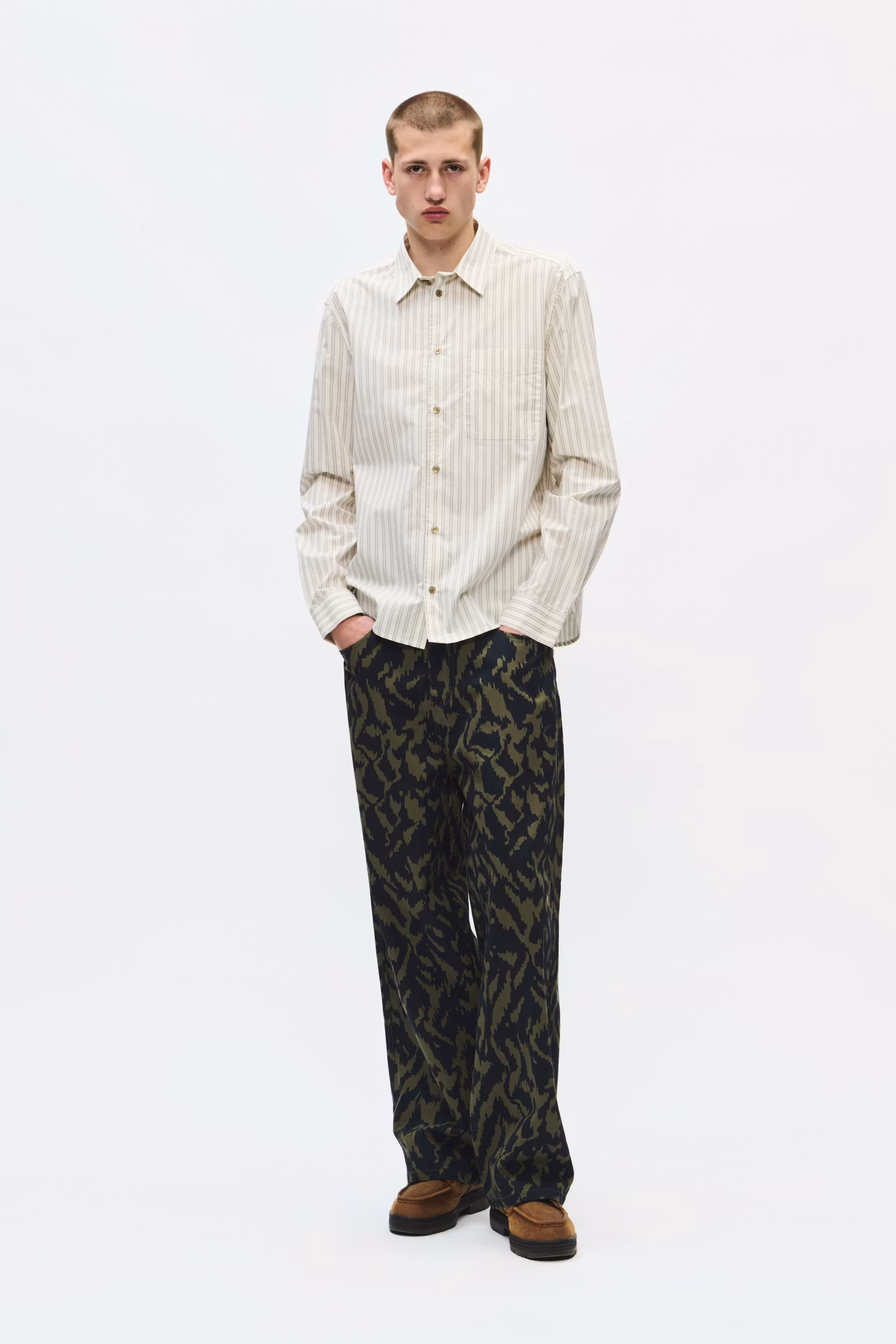 WWAdrian Shirt LOOKBOOK FRONT 30252181-305193