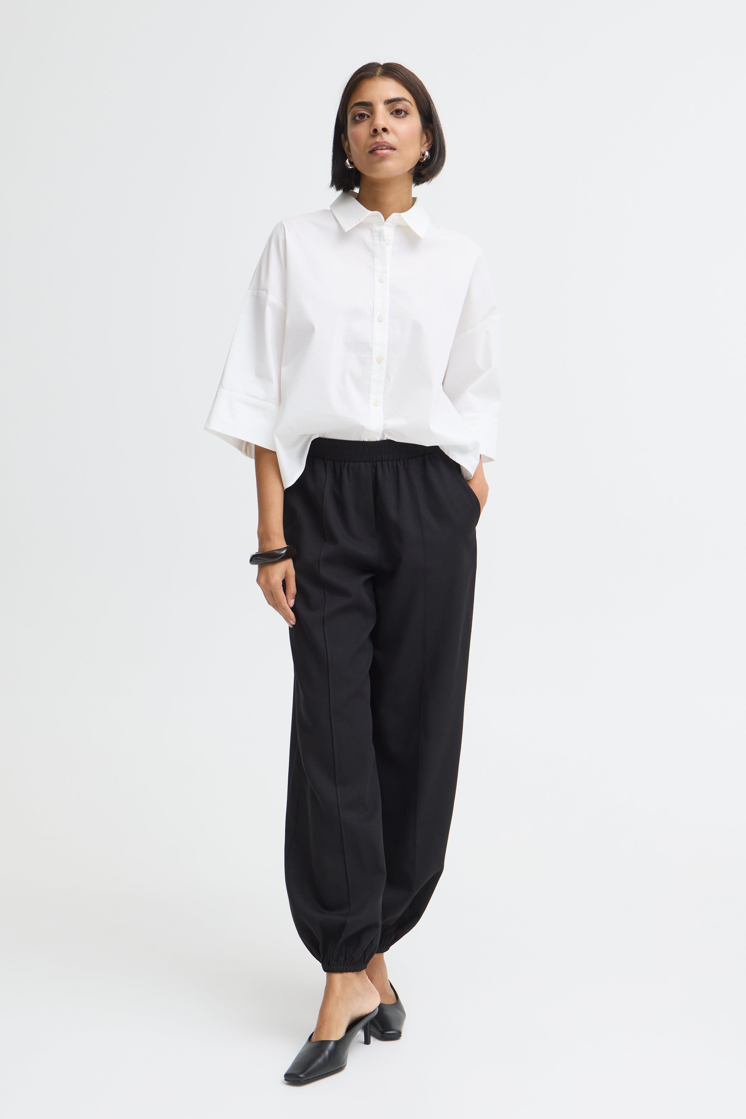 FRNALIA Hose LOOKBOOK FRONT 20618513-194008