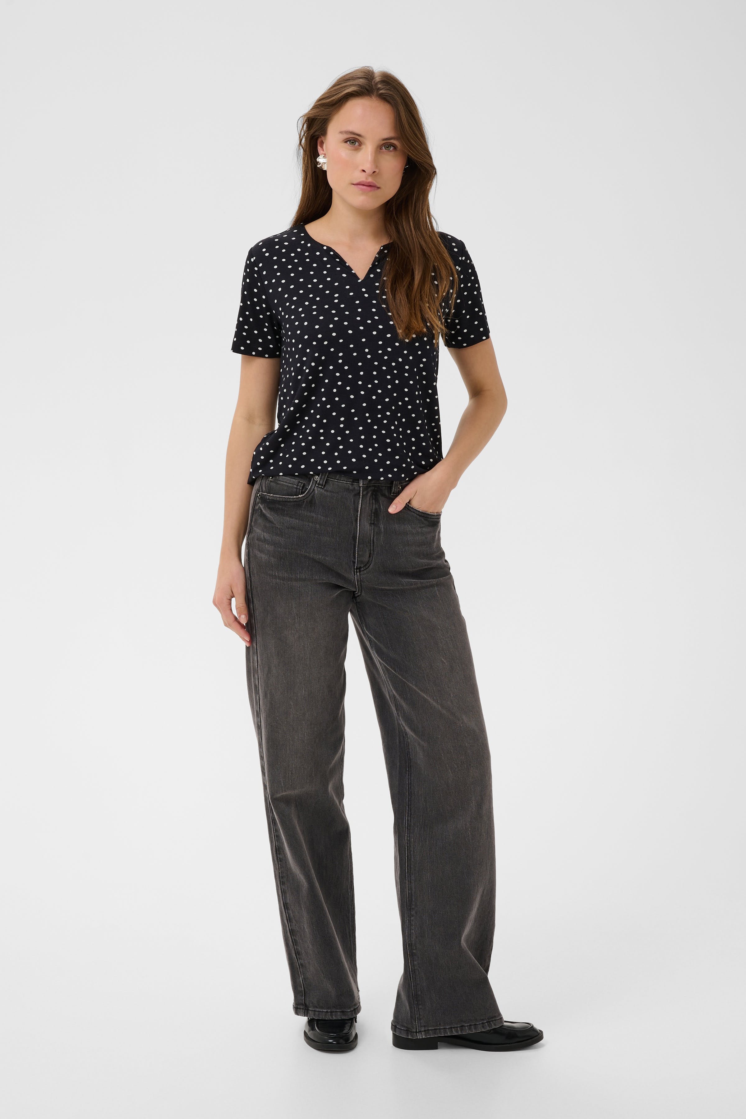 KAbella T-shirt LOOKBOOK FRONT 10511967-109672