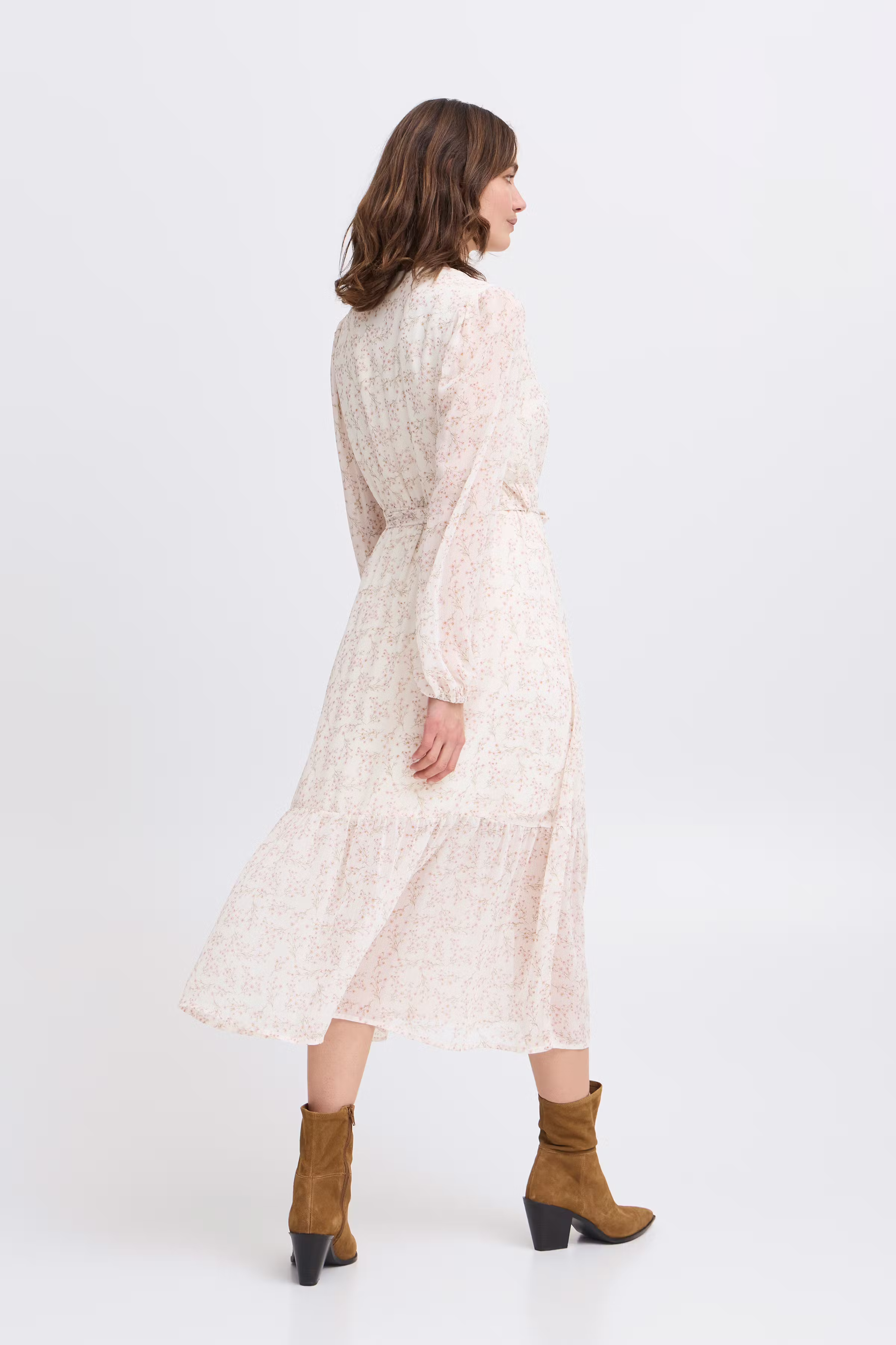 BYILIGHT Kjole LOOKBOOK BACK 20816158-202911