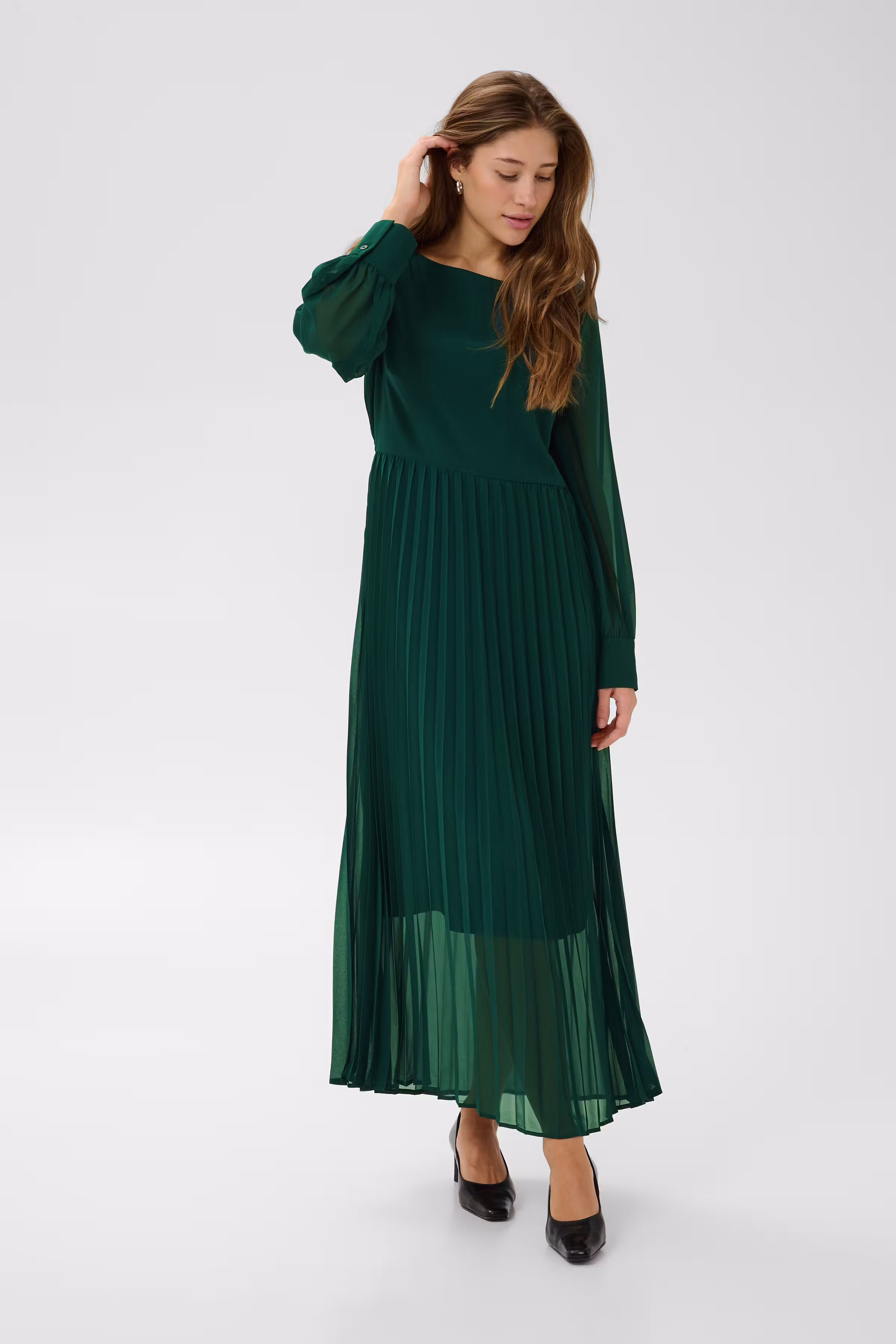KAlorinda Dress LOOKBOOK FRONT 10513212-195320