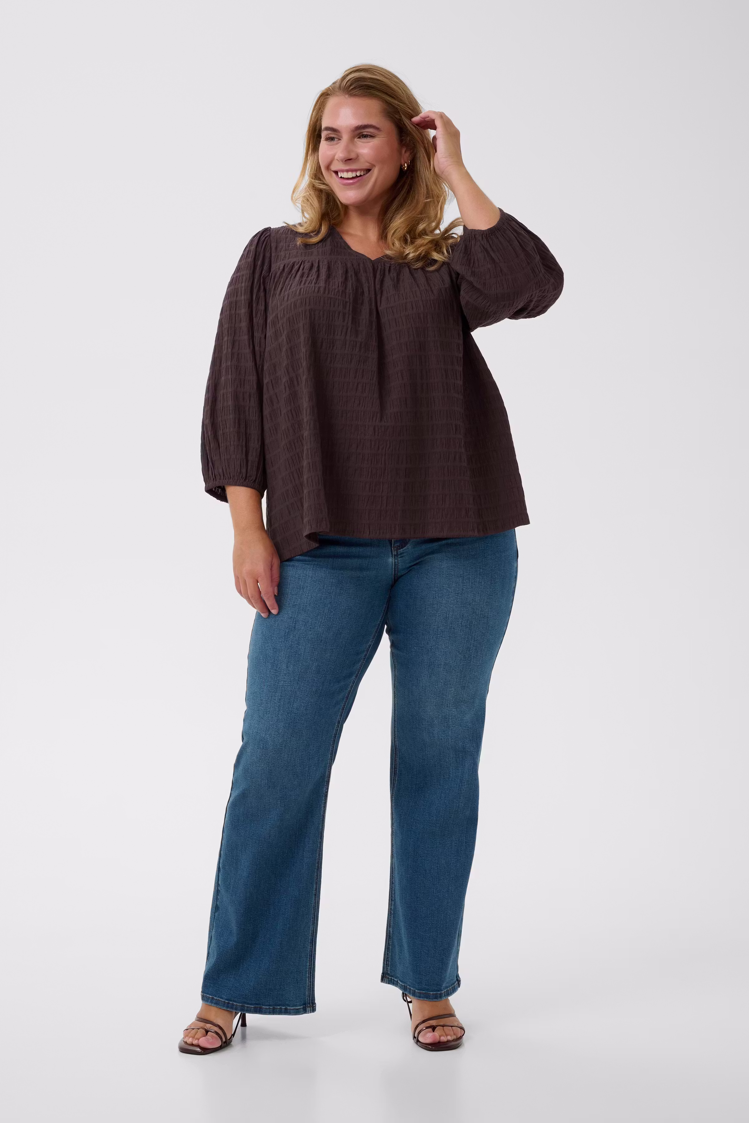 KCmaisie Bluse LOOKBOOK FRONT 10584303-190915