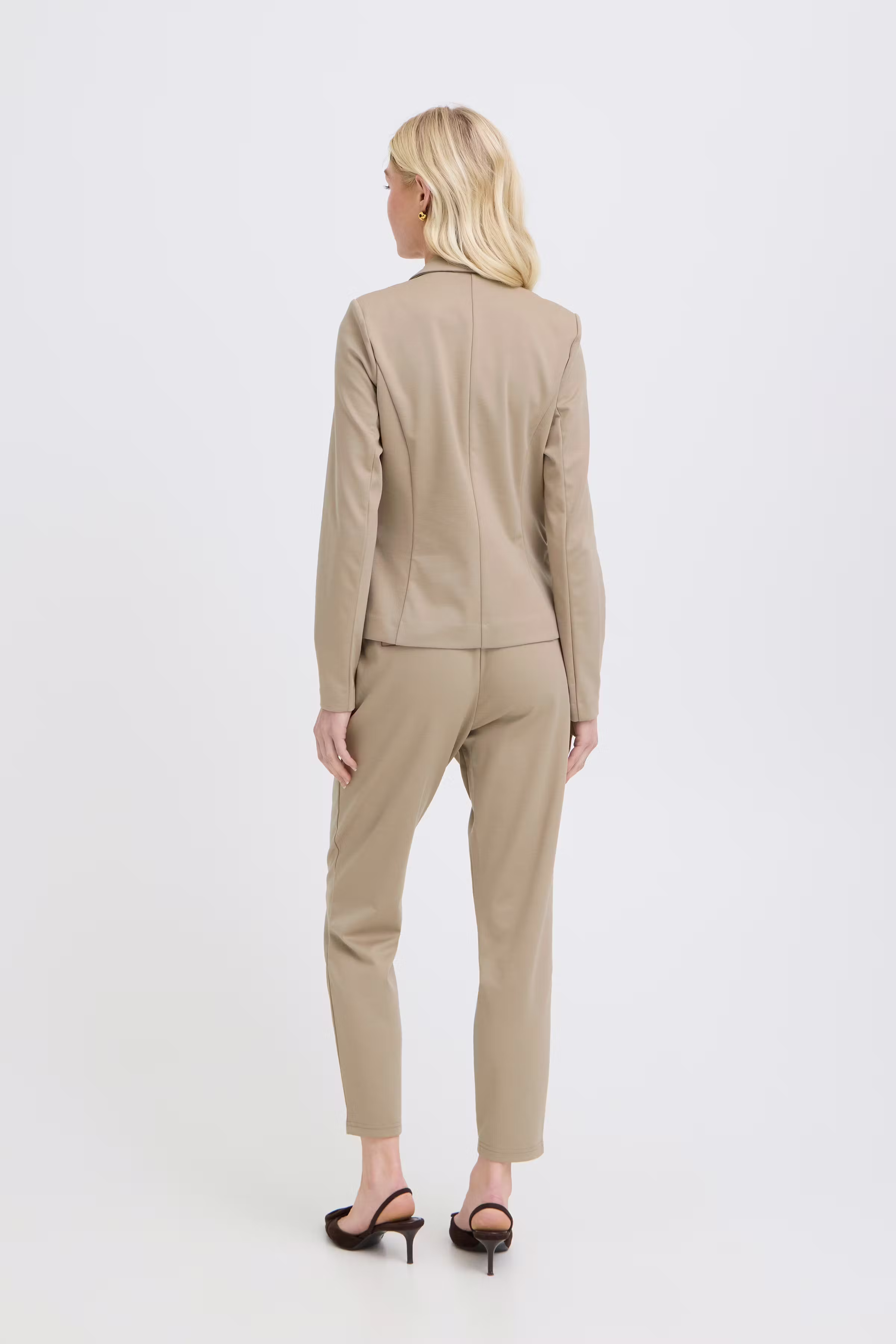 BYRizetta Blazer LOOKBOOK BACK 20804230-171105