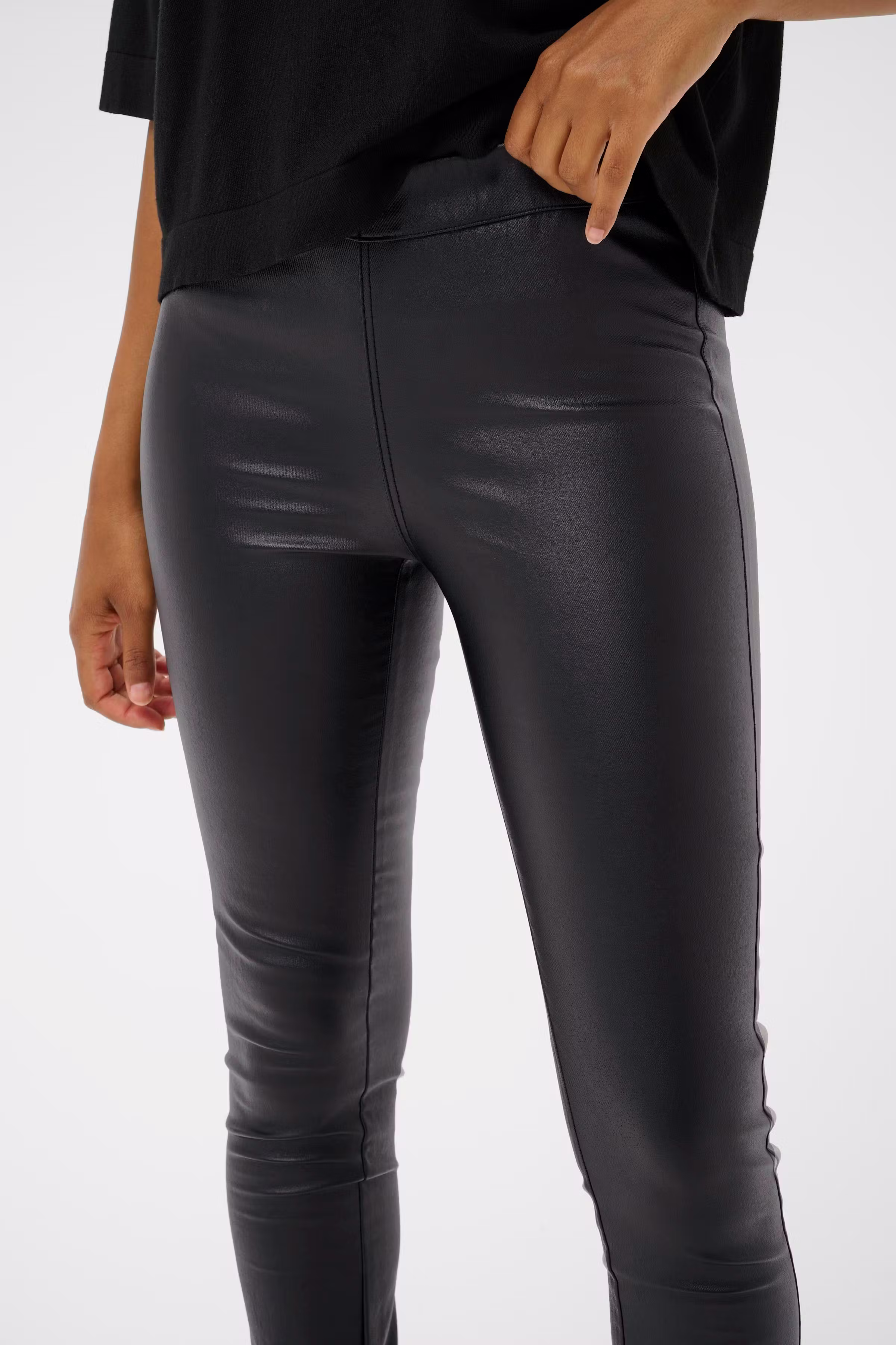 Ada Leggings LOOKBOOK DETAIL 10501626-190205