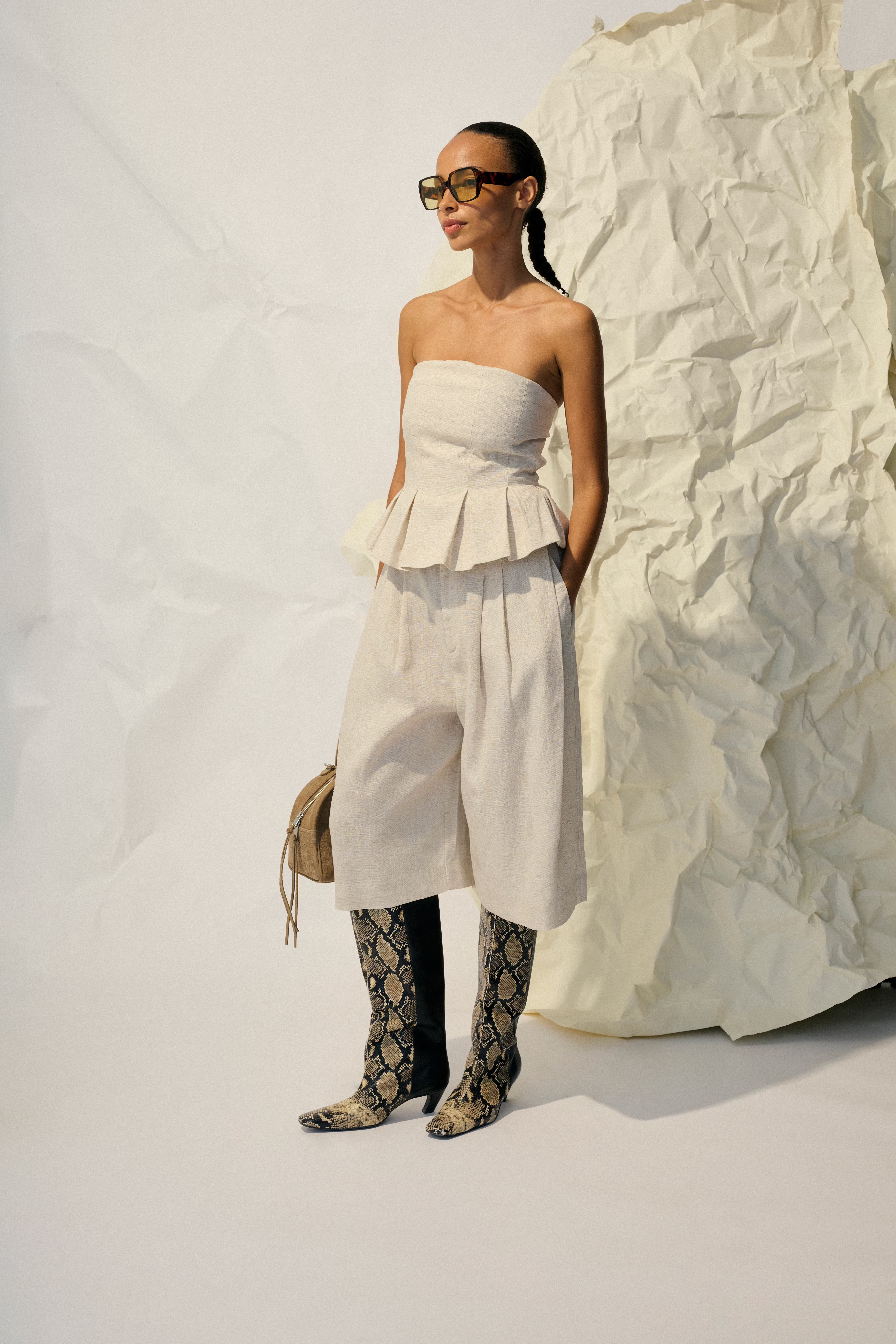 GZriava Linnen blouse LOCATION NONE 10911252-107203