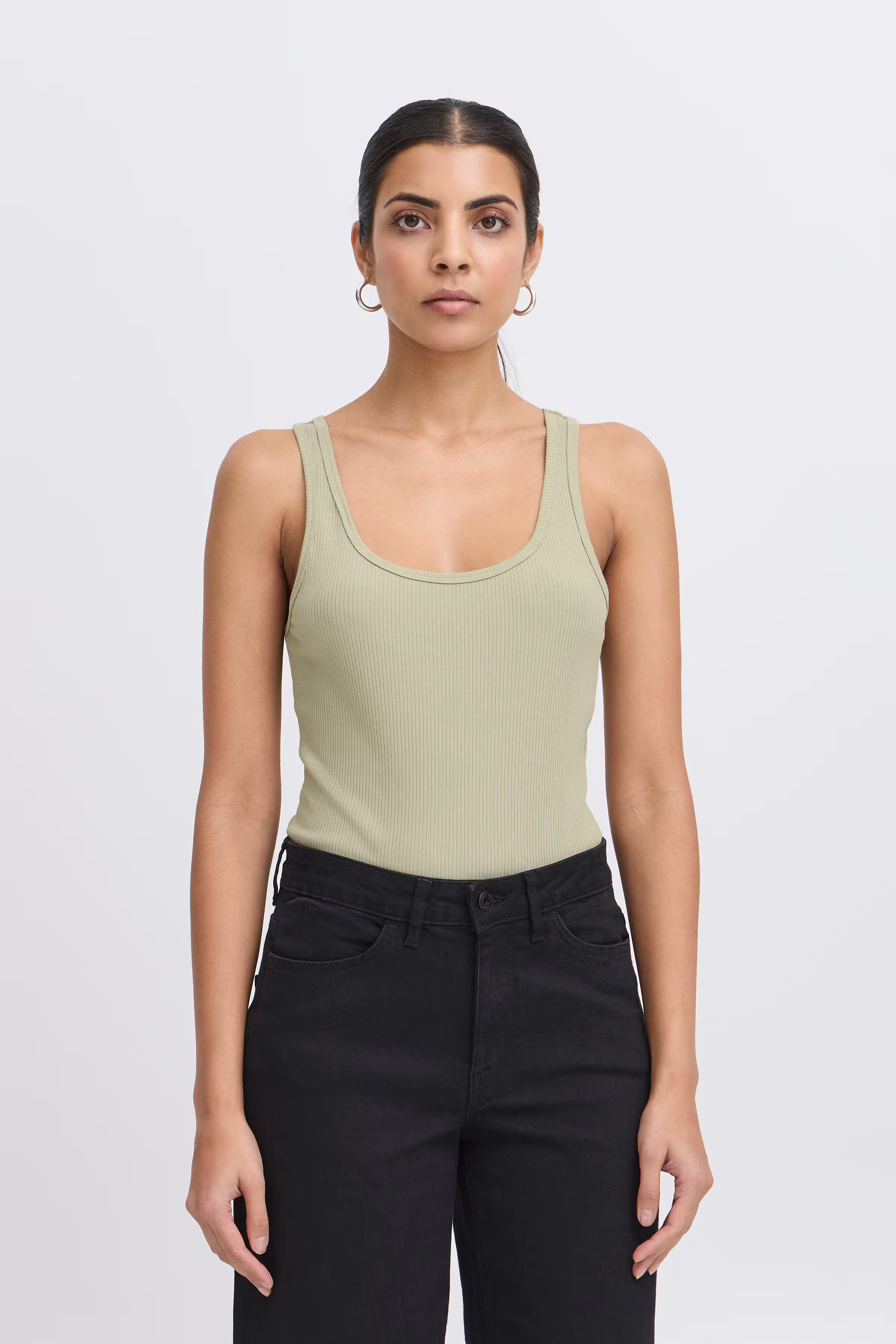 IHPALMER RIB BOX Top LOOKBOOK FRONT 20120342-160213