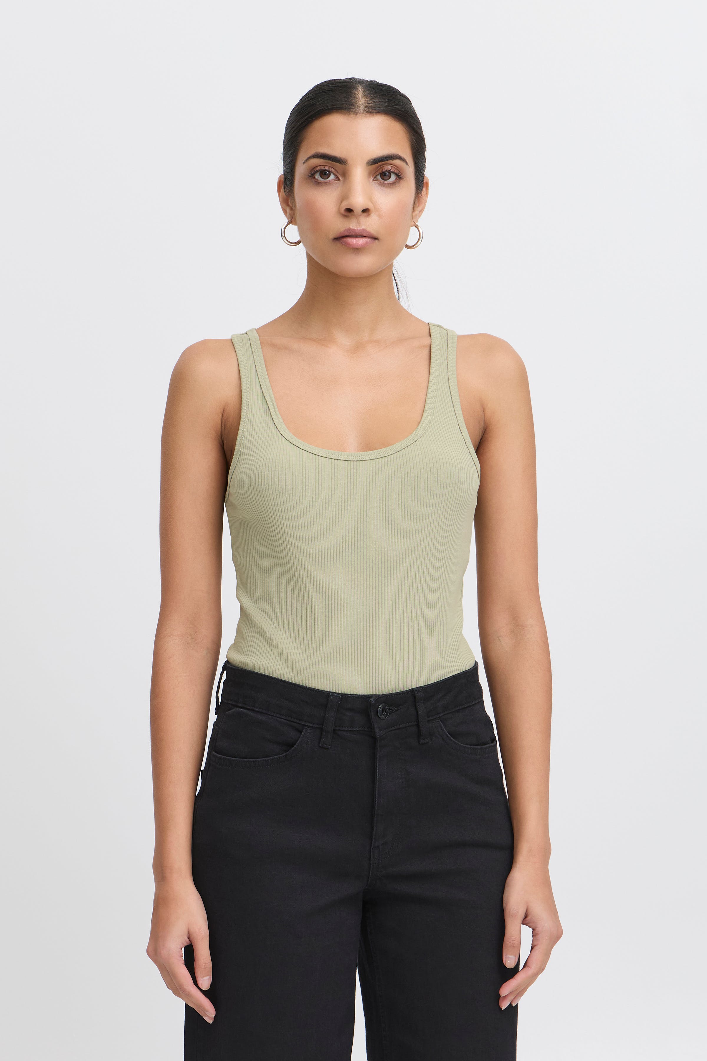 IHPALMER RIB BOX Top LOOKBOOK FRONT 20120342-160213