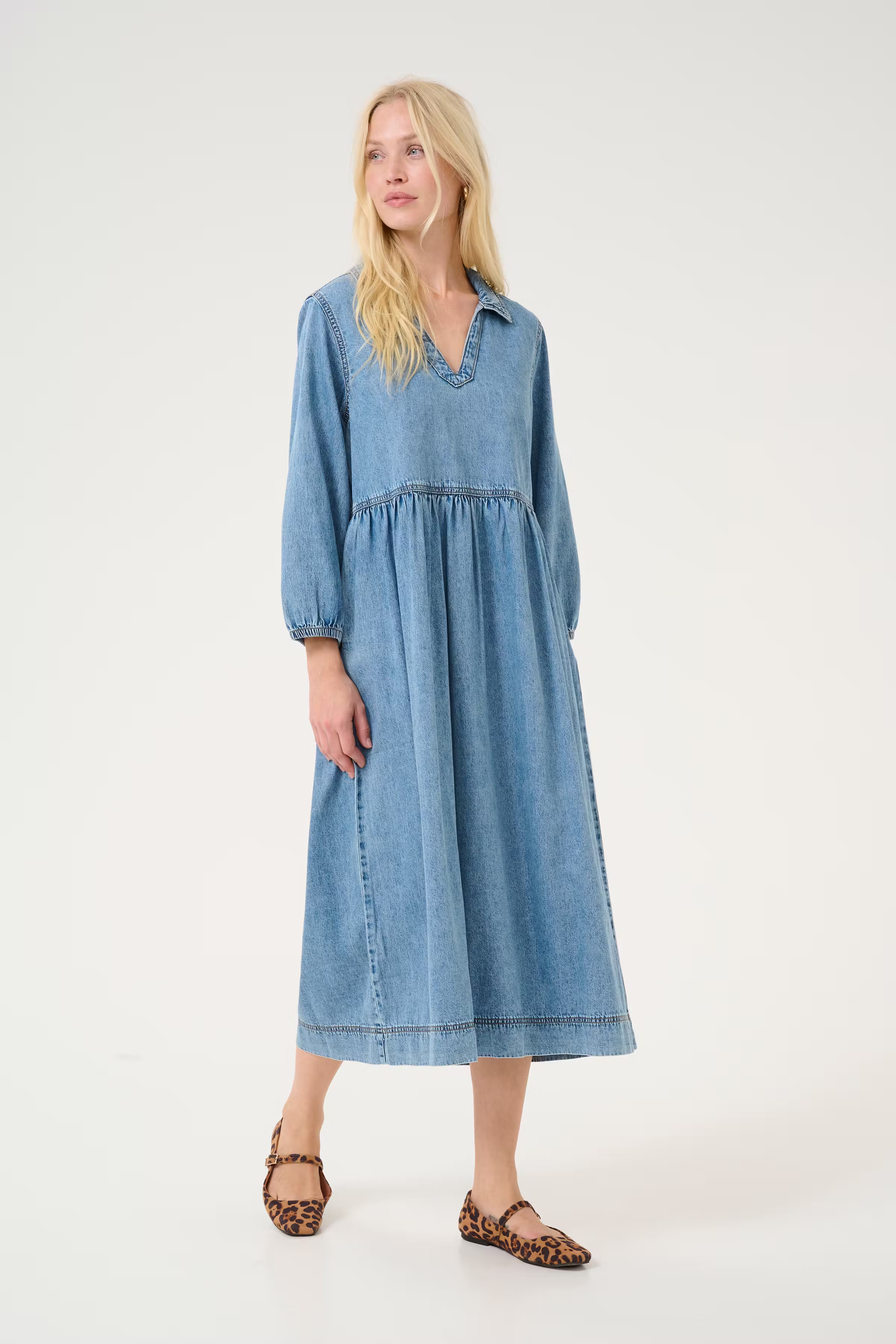 CUadele Dress LOOKBOOK FRONT 50111616-107358