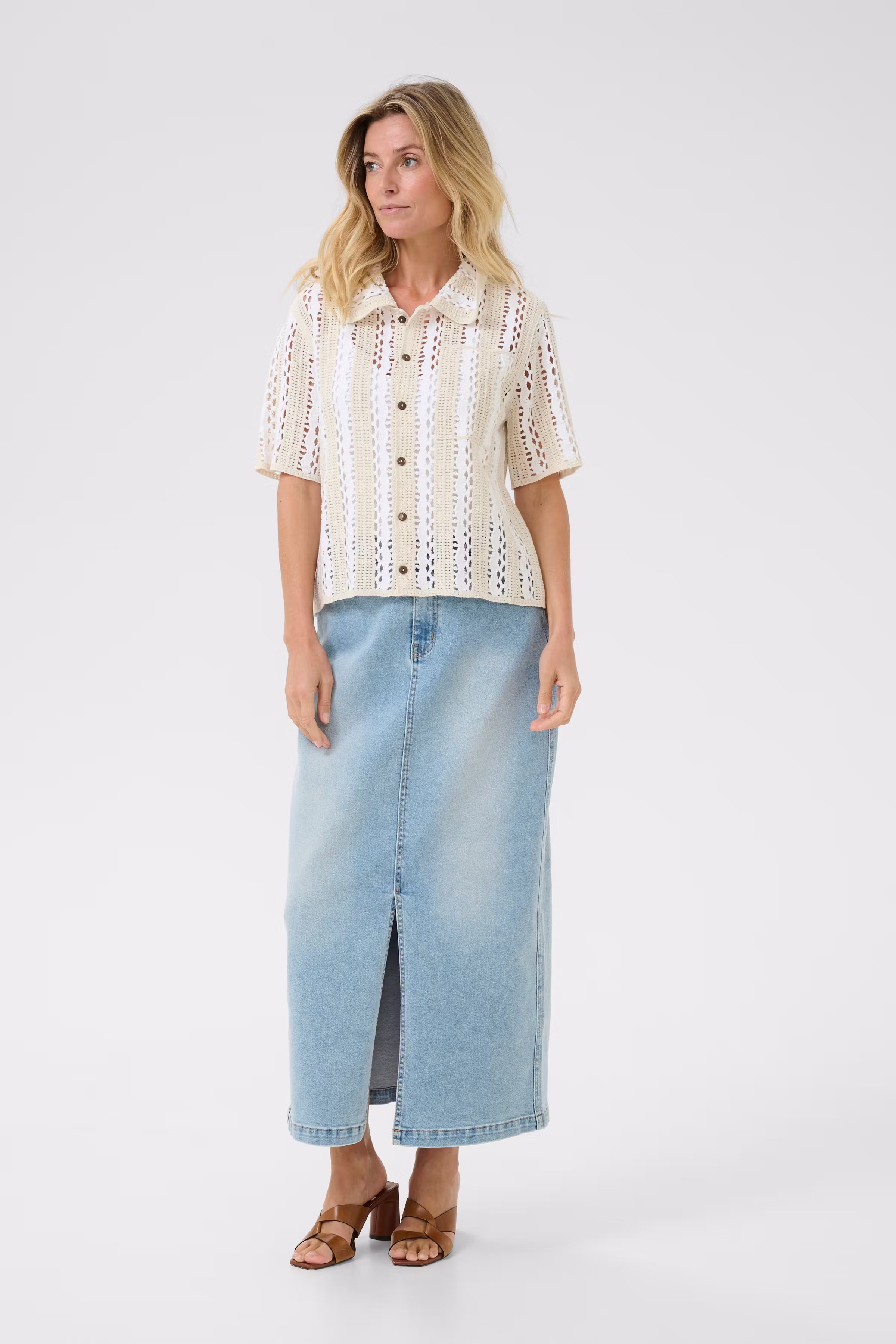 CRHoney Cardigan LOOKBOOK FRONT 10613714-107613