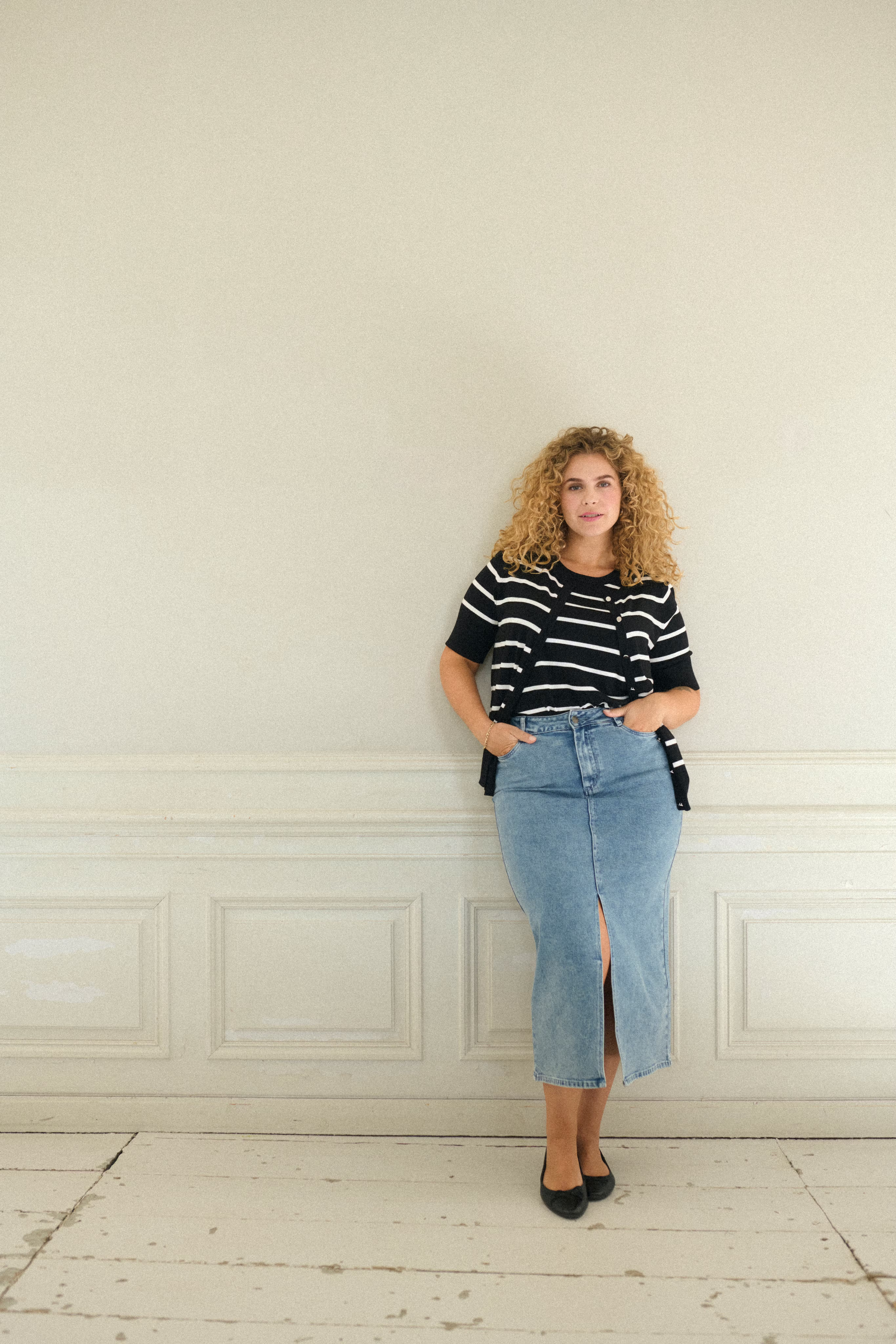 KClizzy Cardigan LOCATION NONE 10583105-107263