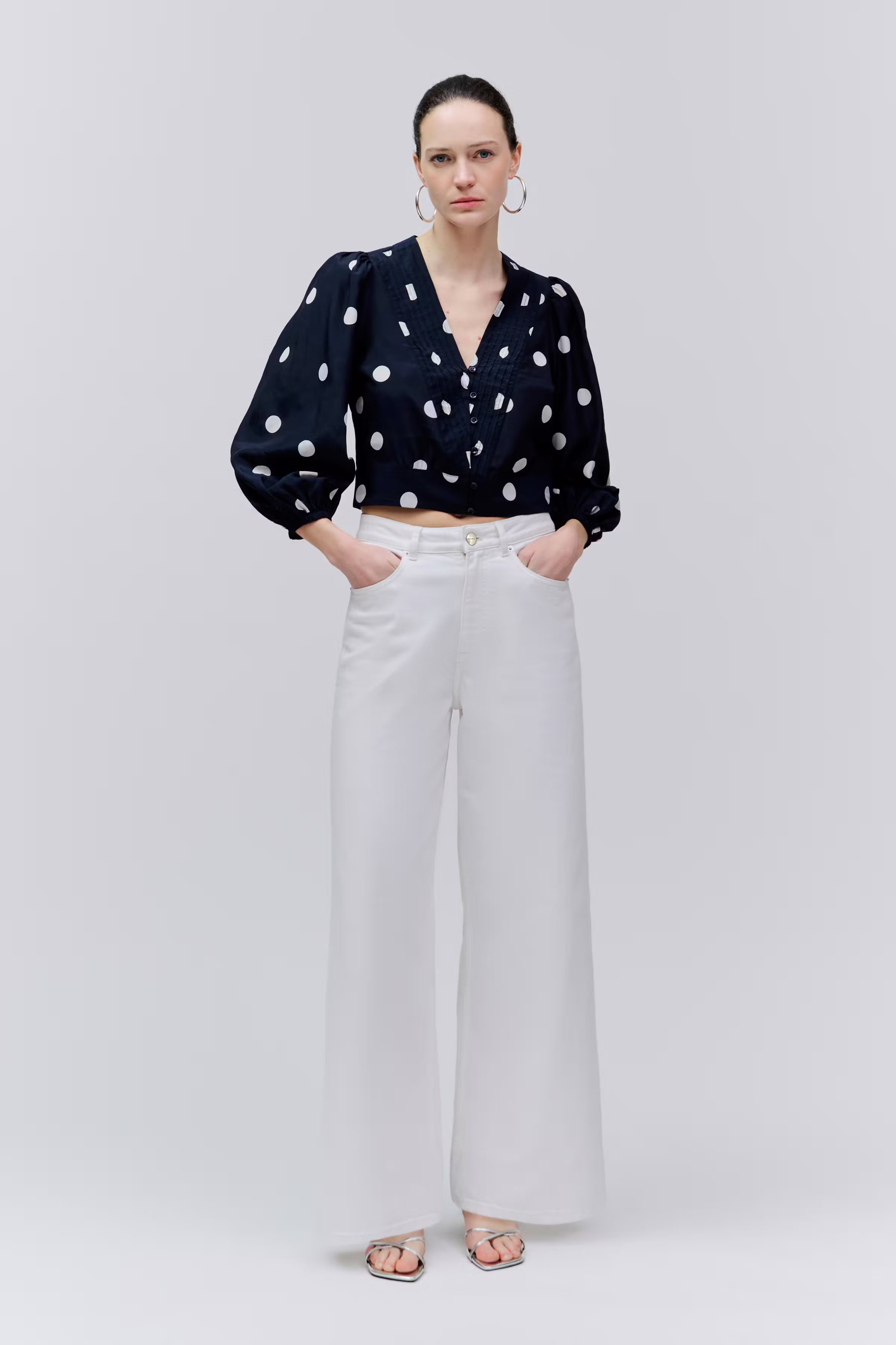 ENRICA Blouse LOOKBOOK FRONT 30600596-MC2178