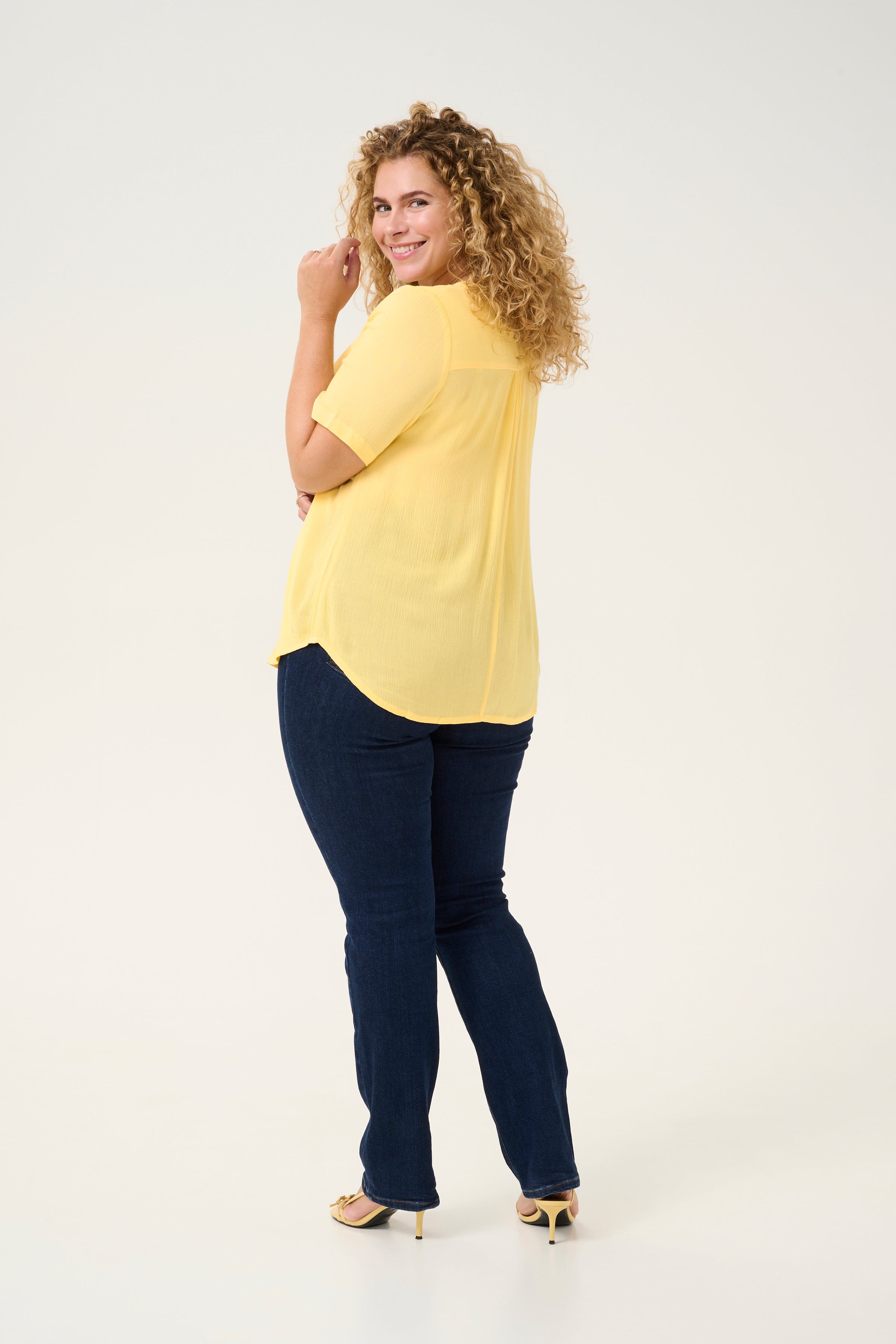 KCami Blouse LOOKBOOK BACK 10580056-130922