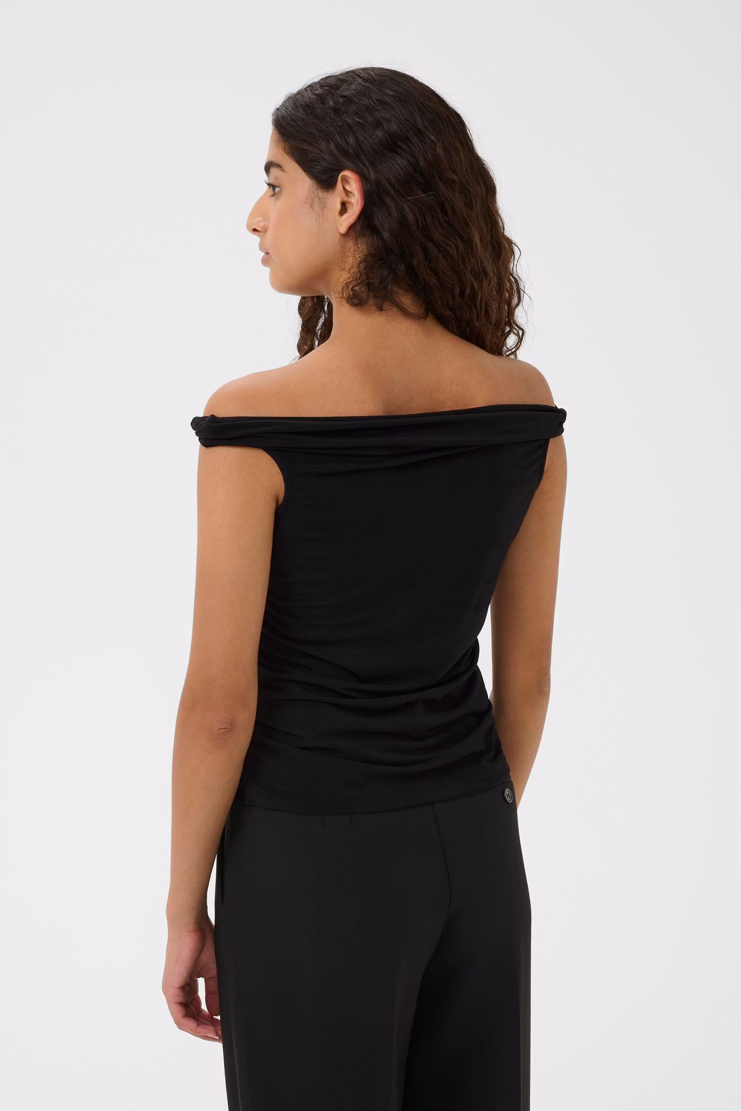 SLAdjo Top LOOKBOOK BACK 30408965-194008