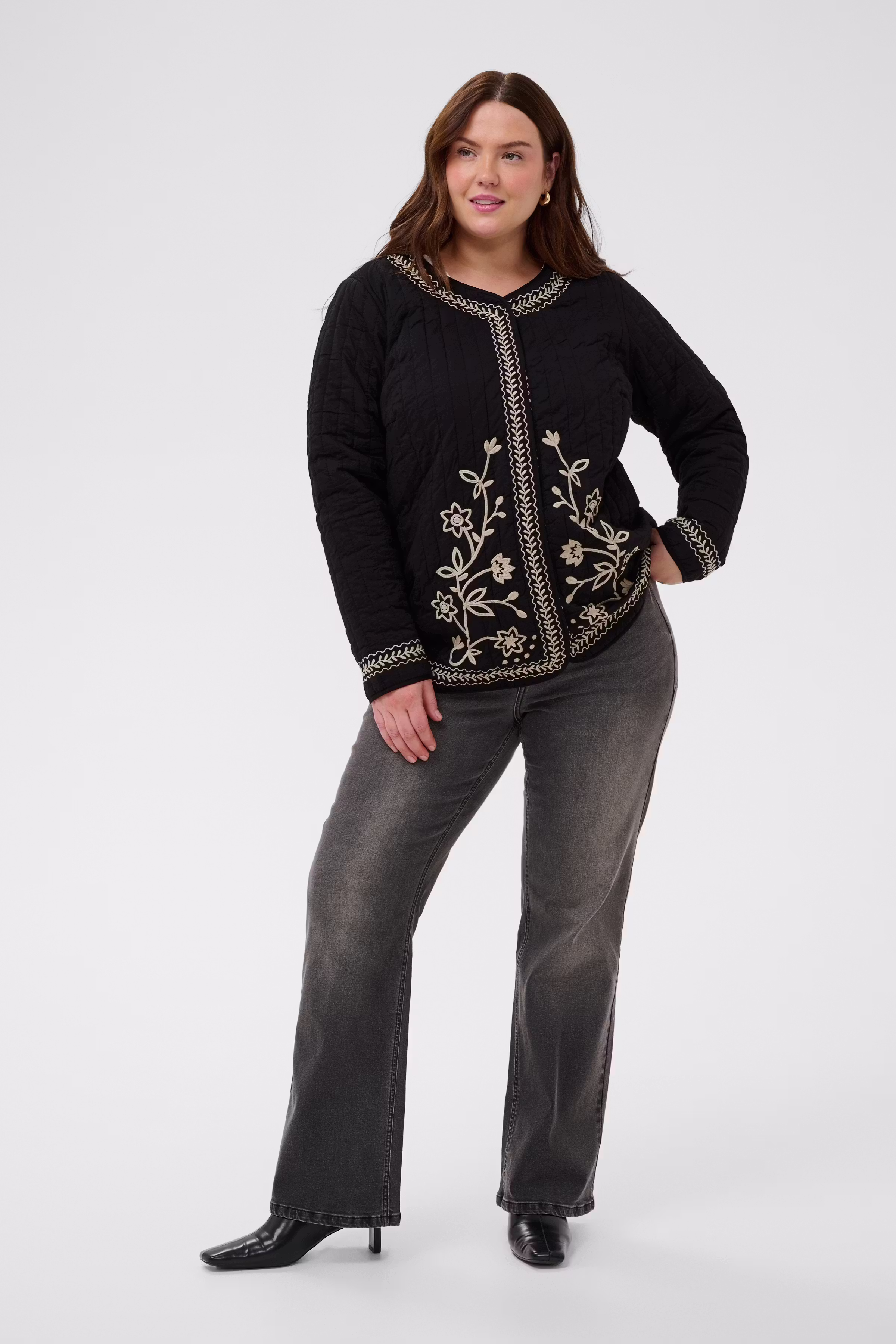 KCfine Casual Jacke LOOKBOOK FRONT 10584245-100121