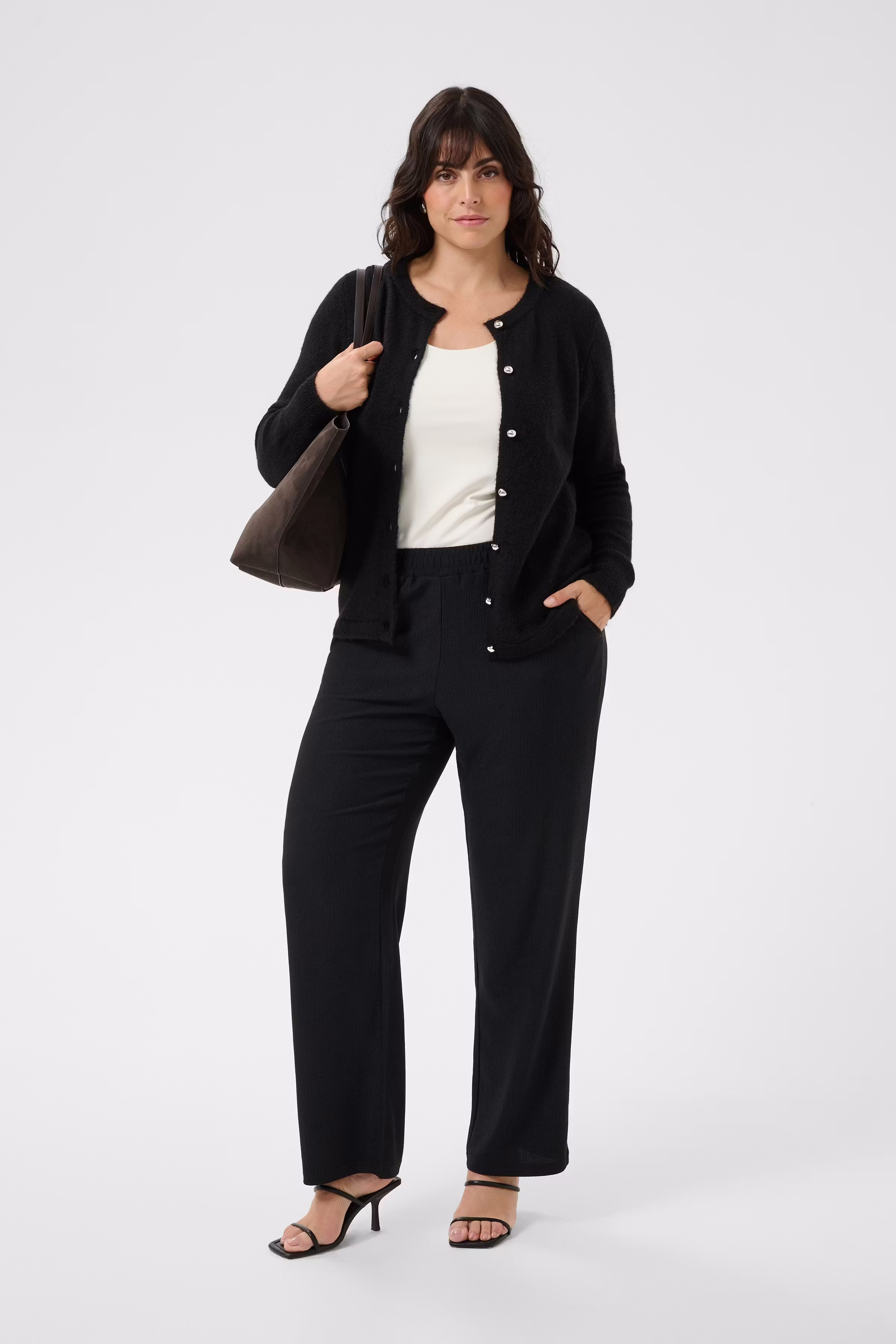 KCkristin Pantalon LOOKBOOK FRONT 10584616-100121