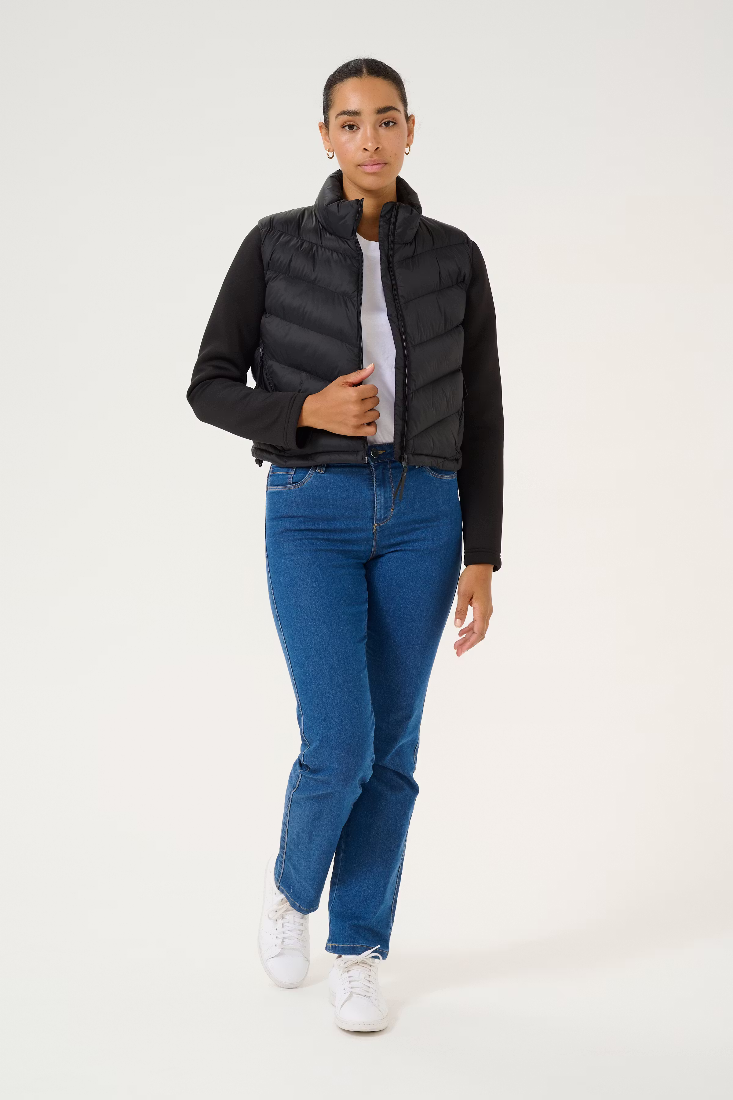 KAsuzi Frakke LOOKBOOK FRONT 10509559-100121