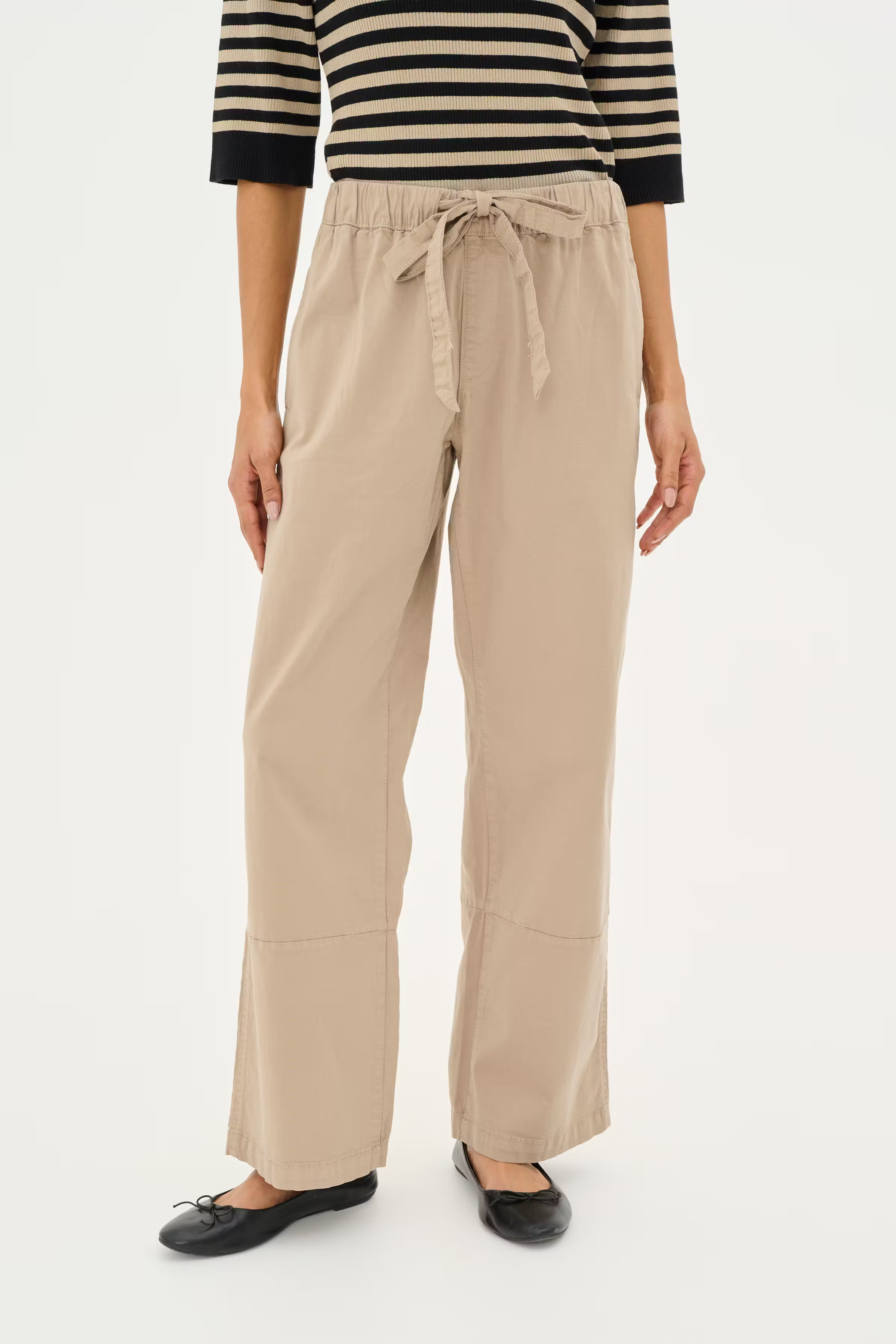 CUziva Byxor LOOKBOOK FRONT 50111110-171009