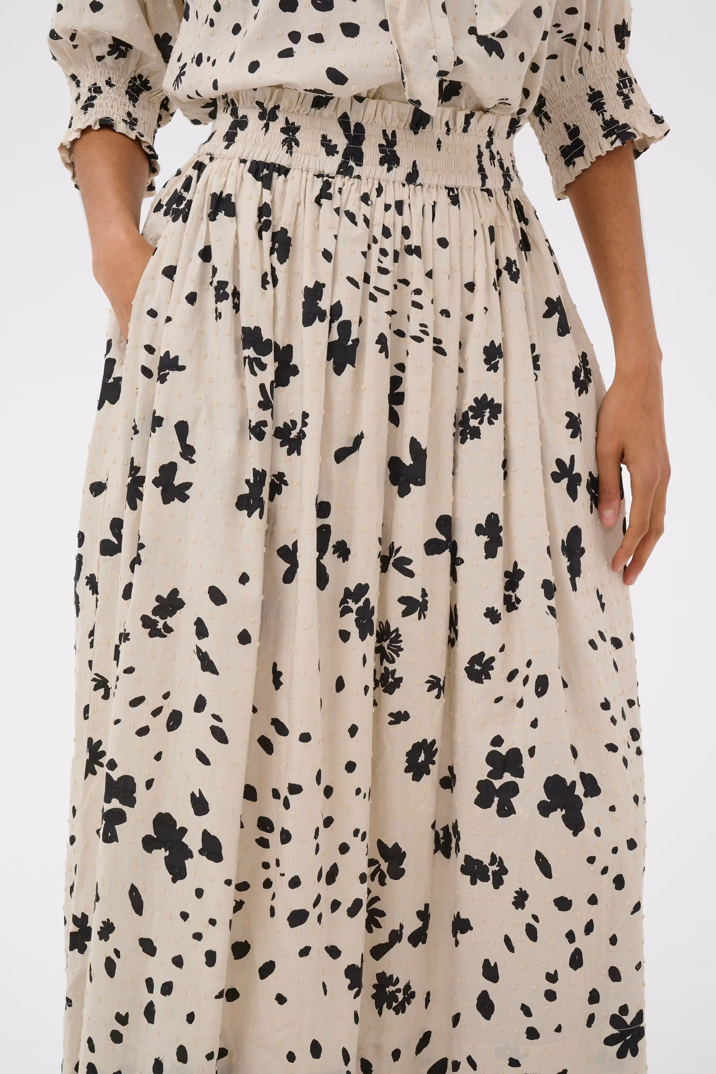 AmaiaPW Kjol LOOKBOOK BACK 30310449-304736