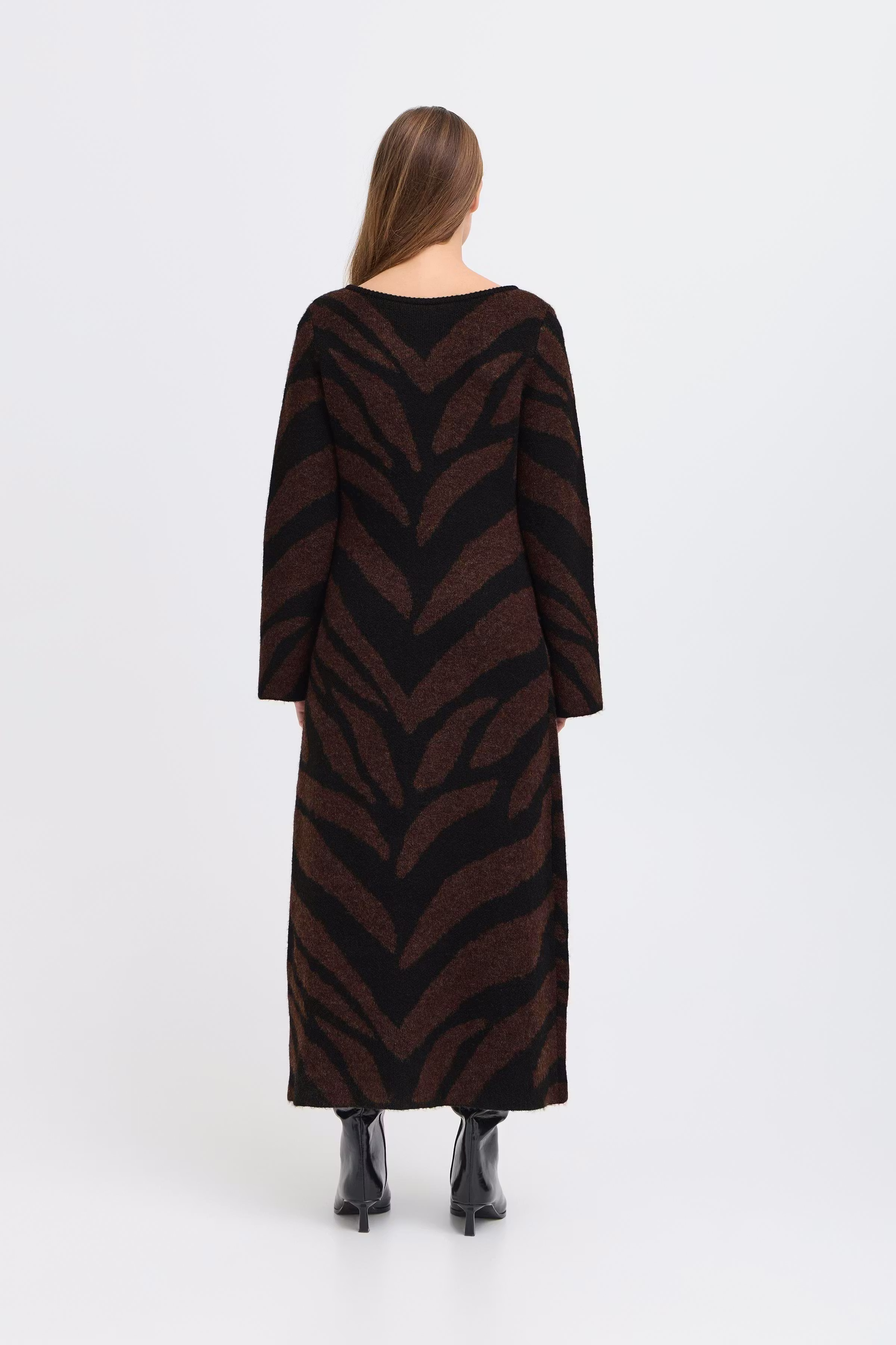 IHKAMORA Kleid LOOKBOOK BACK 20124512-194008