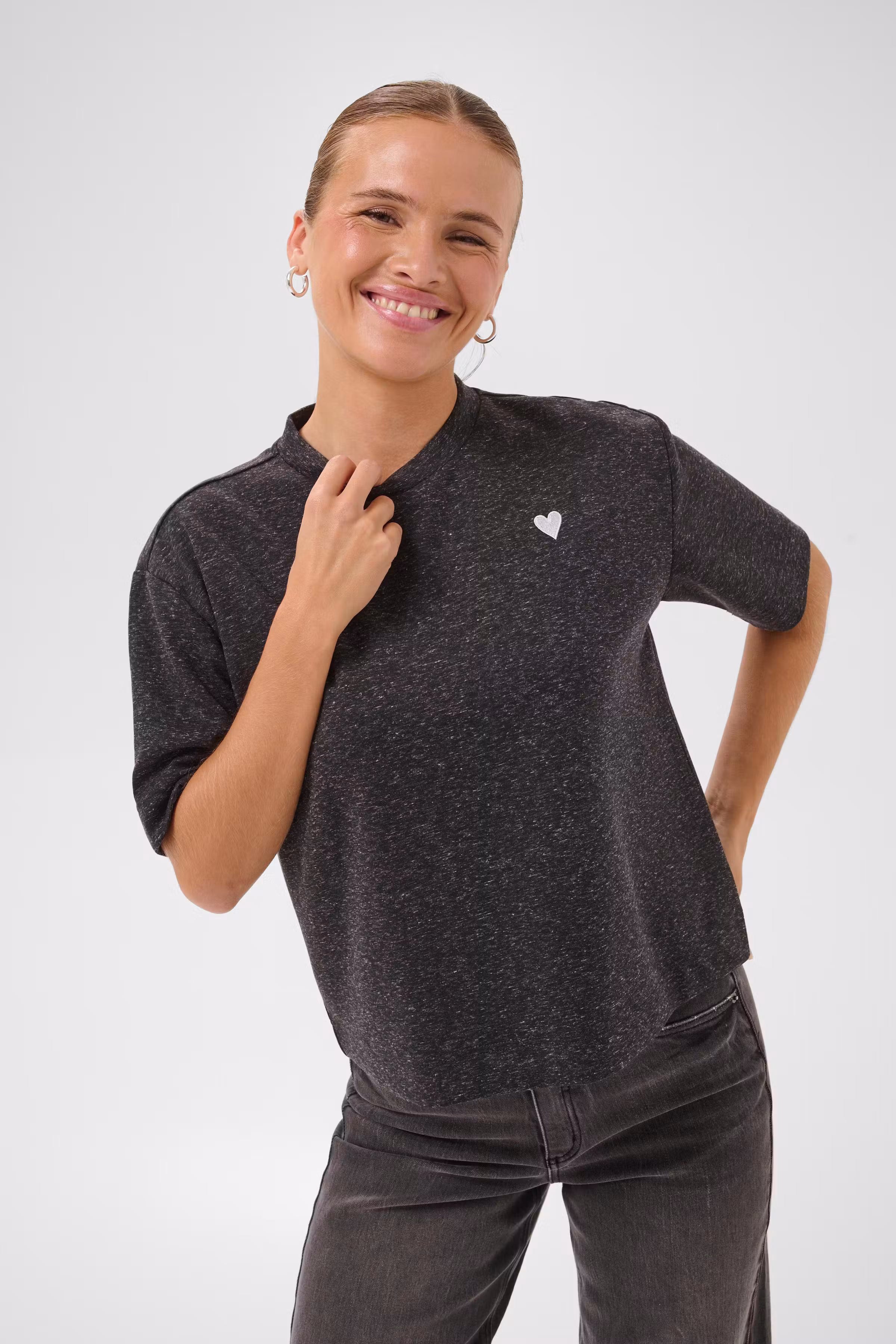 KAleslie T-shirt LOOKBOOK DETAIL 10512486-1000126