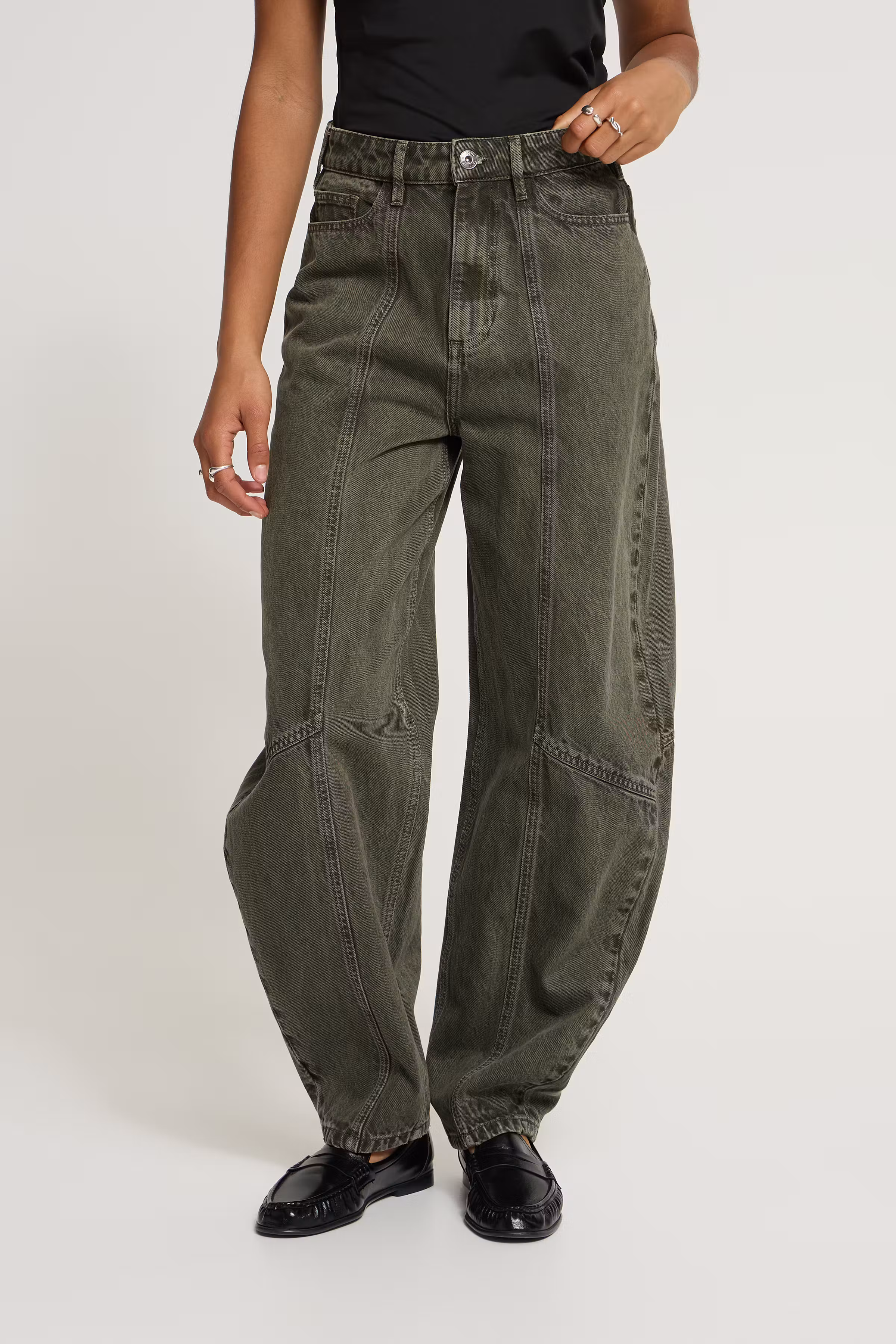 IHPELLA Jeans LOOKBOOK FRONT 20126882-190414