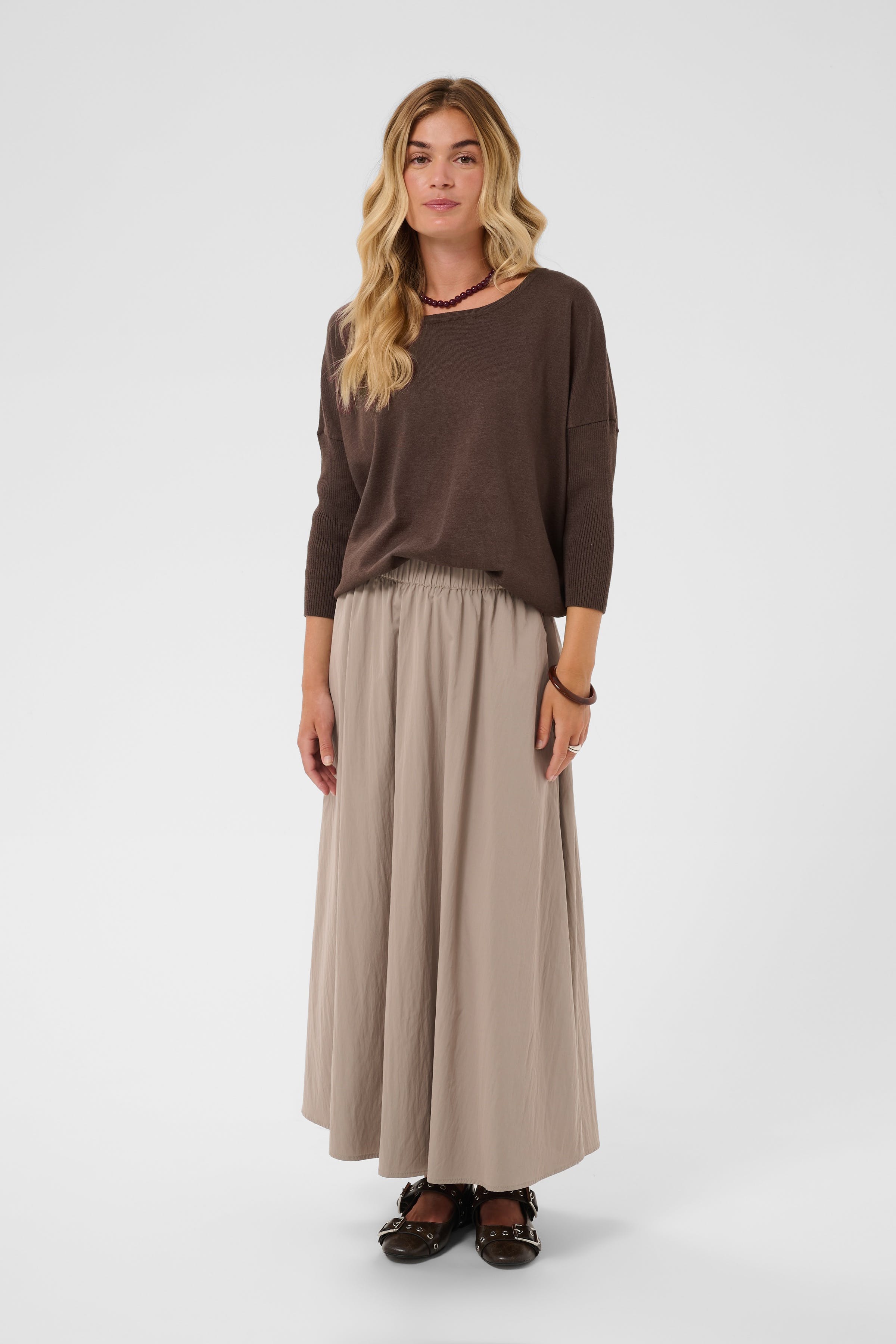 MilaSZ R-Neck Pullover LOOKBOOK FRONT 30500003-1910151