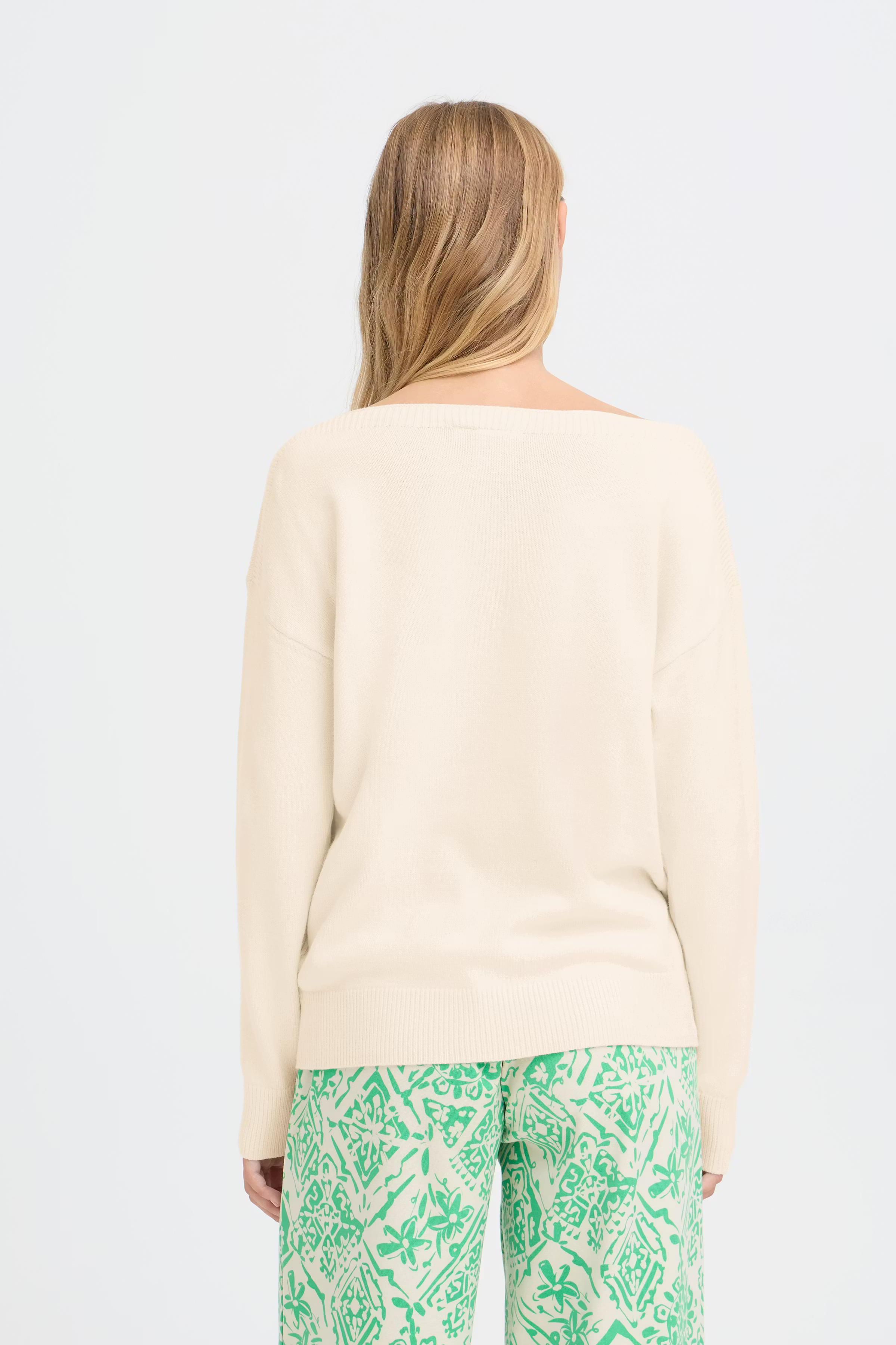 IHSELLA Pullover LOOKBOOK BACK 20121291-130905